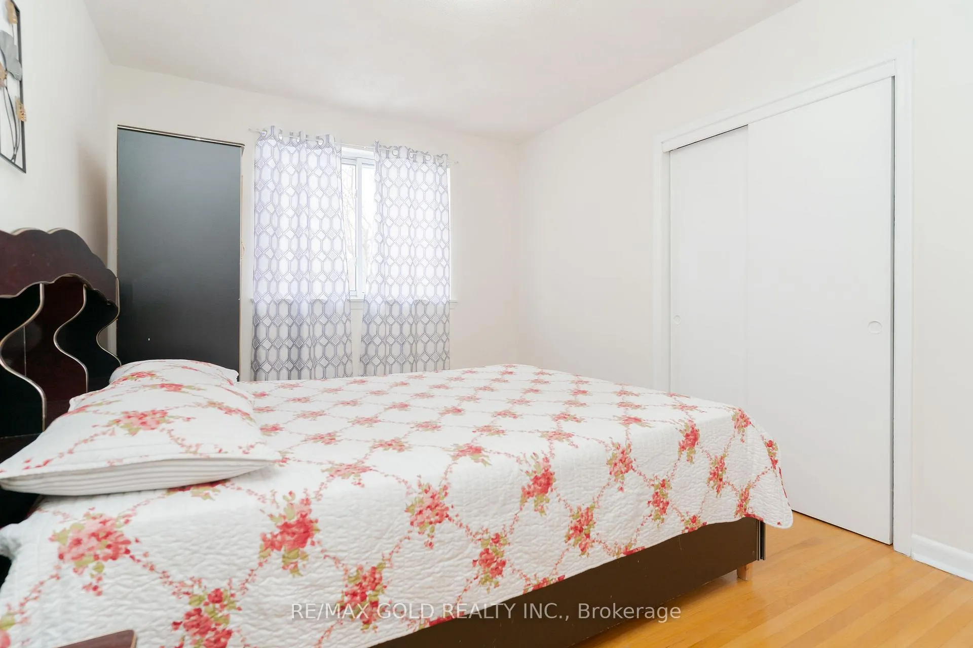 Photo 20 of 11 Autumn Boulevard, Brampton, Avondale — HOMEH