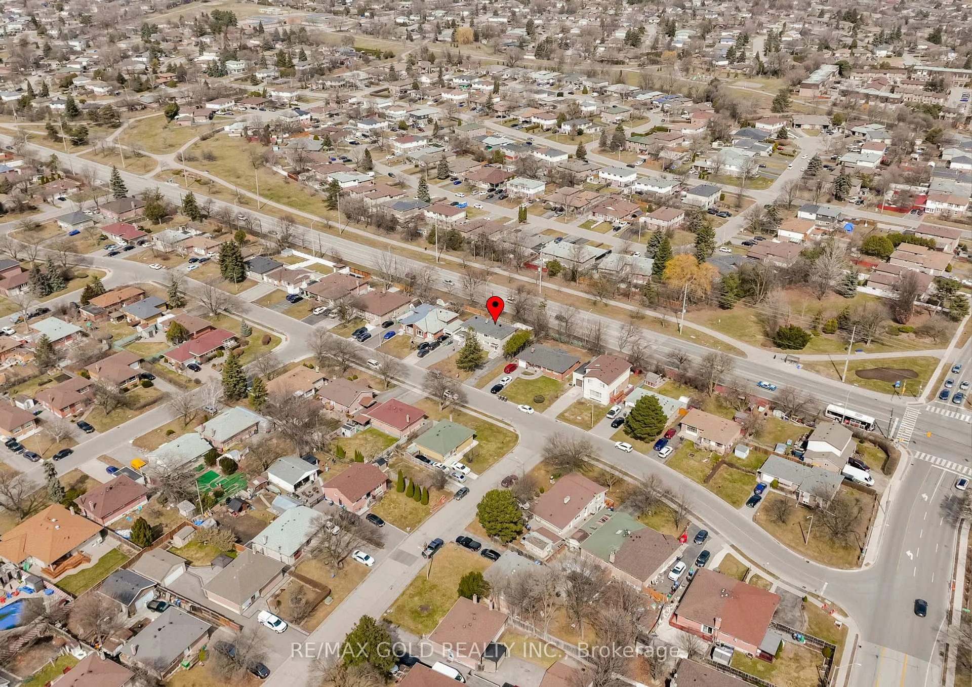Photo 42 of 11 Autumn Boulevard, Brampton, Avondale — HOMEH