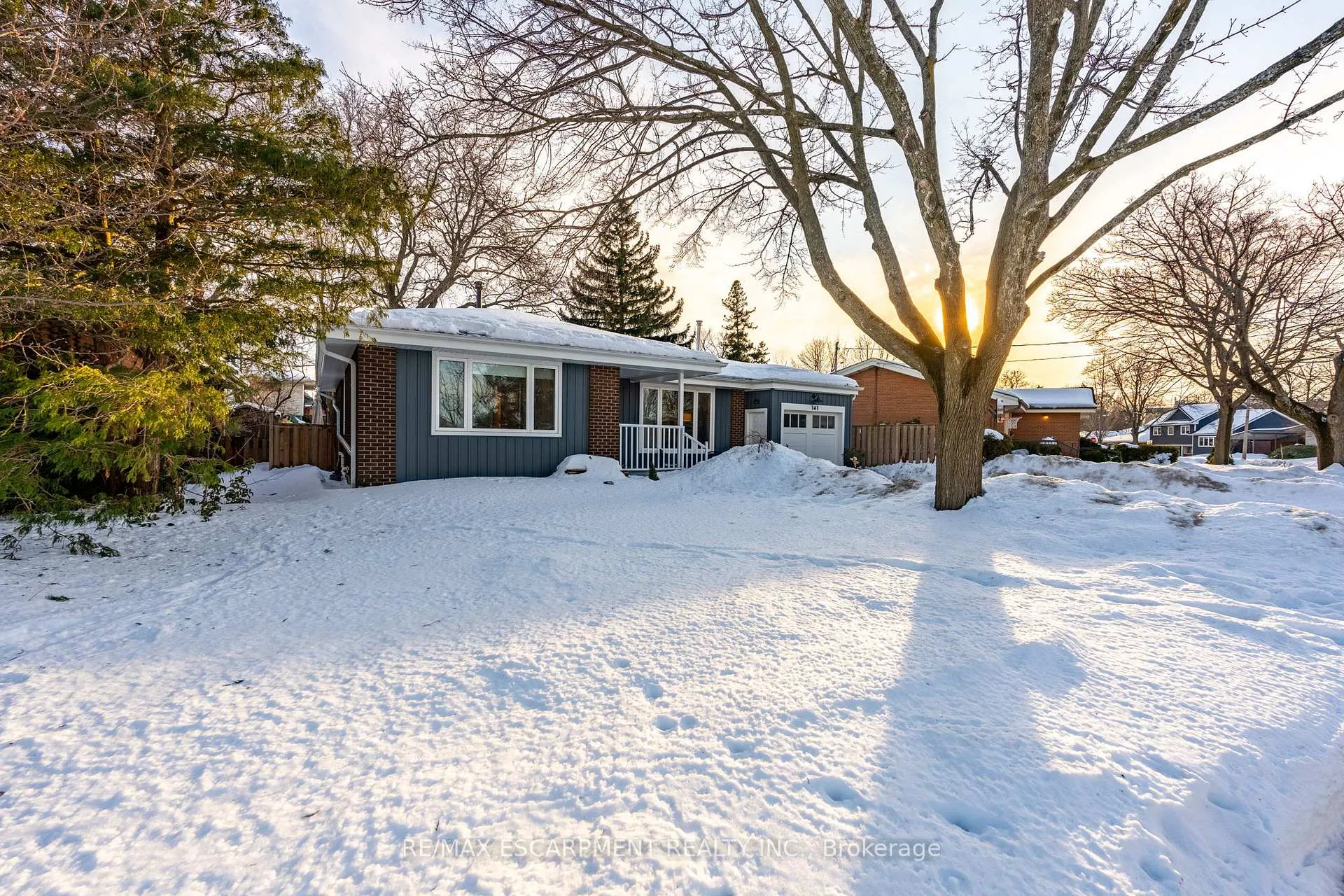 Photo 2 of 141 Buckingham Drive, Hamilton, Westcliffe — HOMEH
