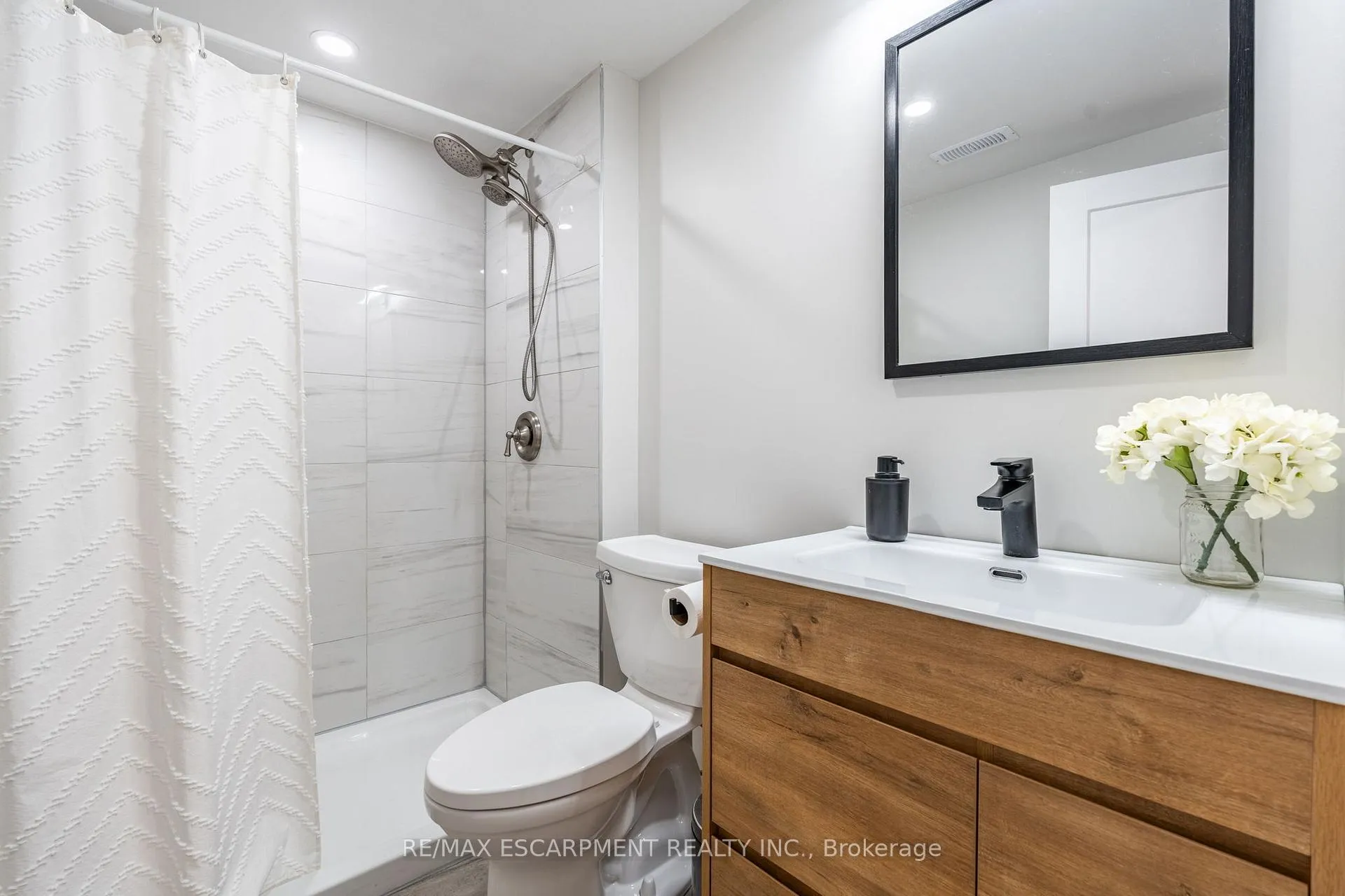 Photo 34 of 141 Buckingham Drive, Hamilton, Westcliffe — HOMEH