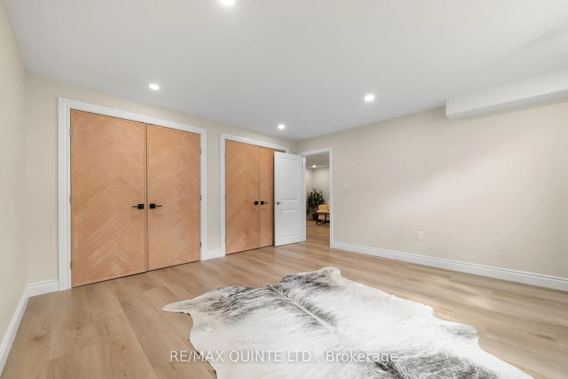 Photo 33 of 57 Redwood Drive, Belleville, Thurlow Ward — HOMEH