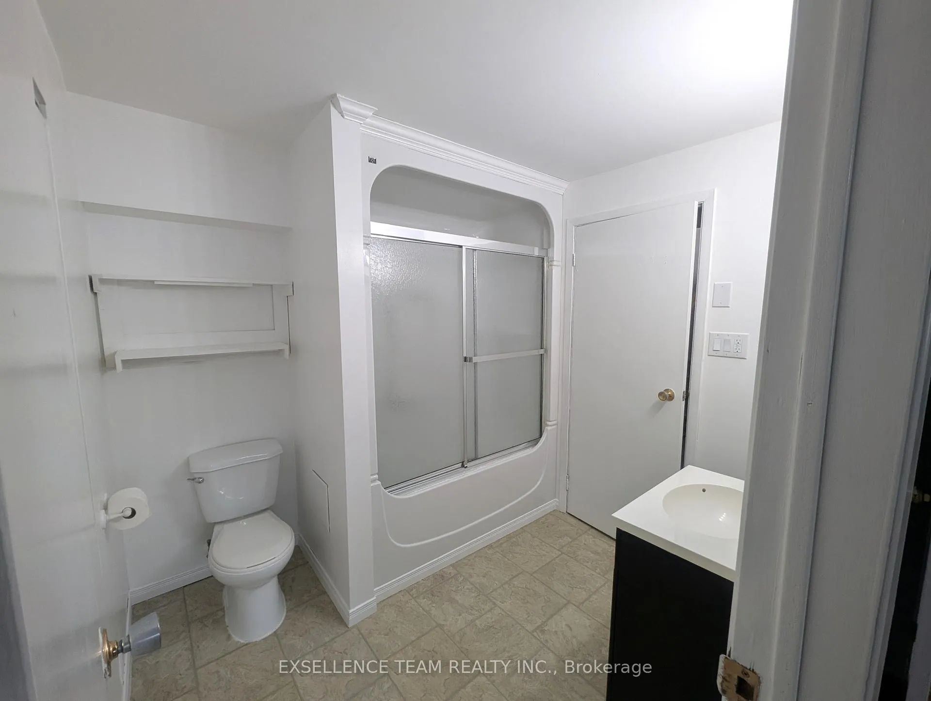 Photo 28 of Unit A&B, 2153 Pitt Street, Cornwall — HOMEH