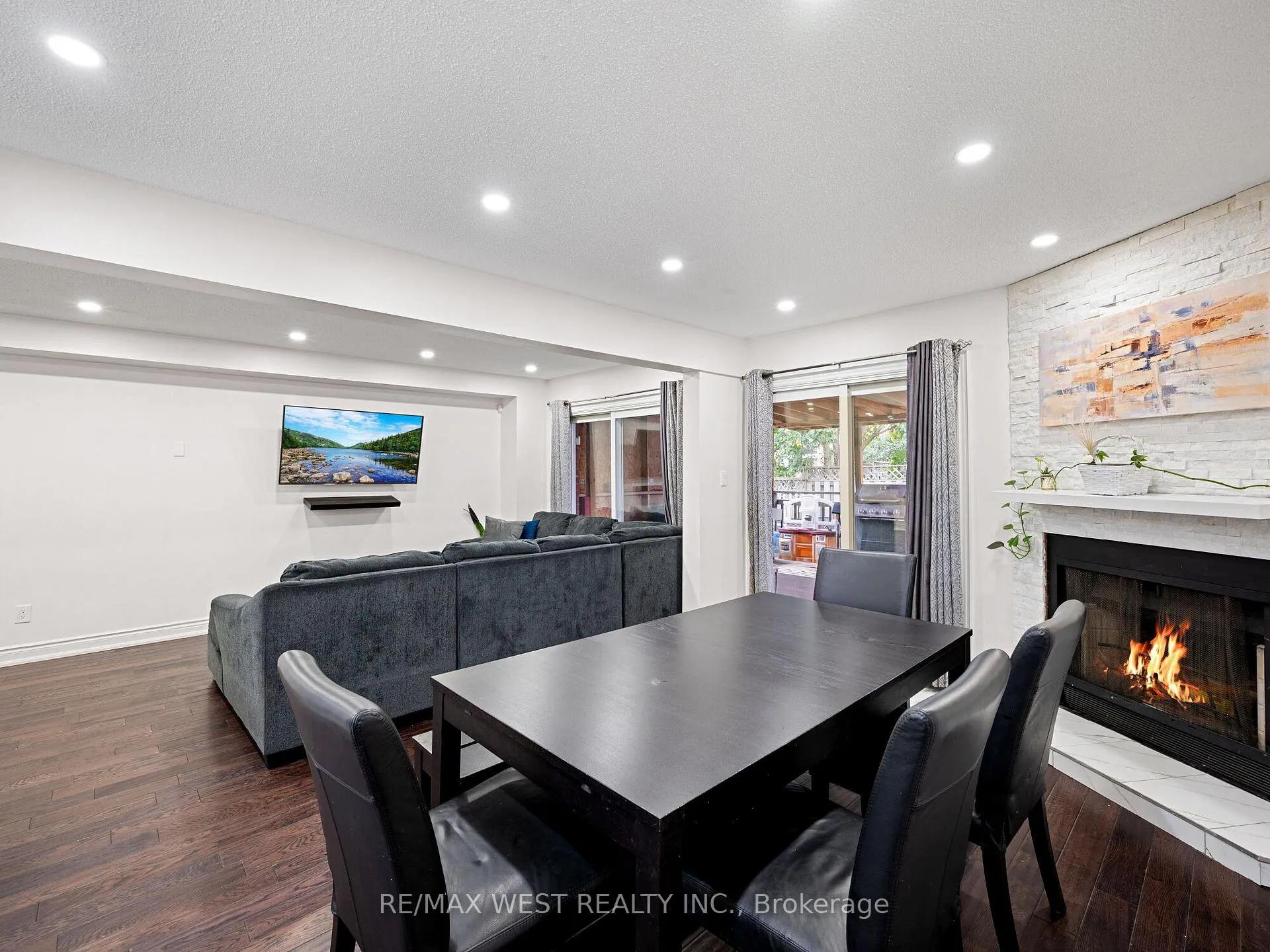 Photo 6 of 126 Sandmere Avenue, Brampton, Heart Lake West — HOMEH