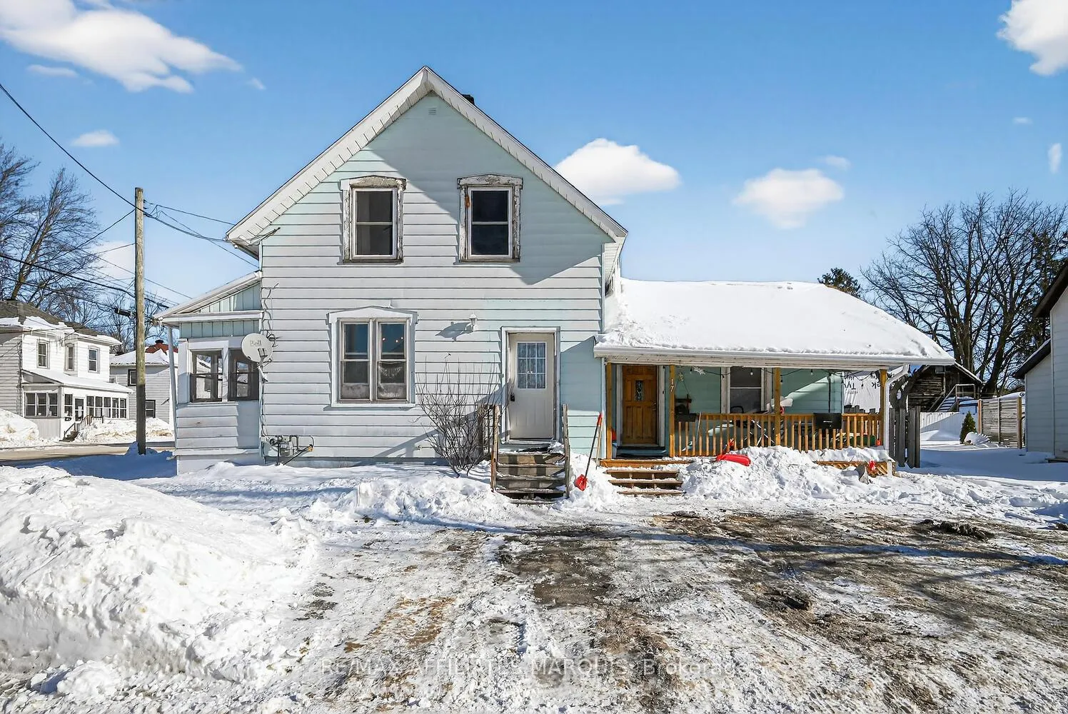 Photo 5 of 17 Mcgill Street N, Smiths Falls — HOMEH