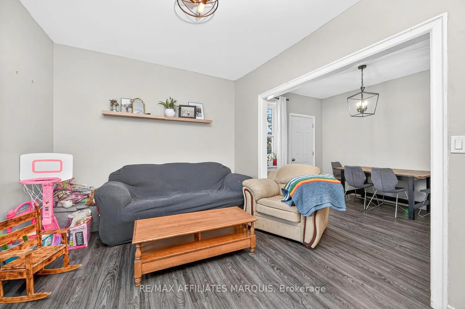 Photo 9 of 17 Mcgill Street N, Smiths Falls — HOMEH