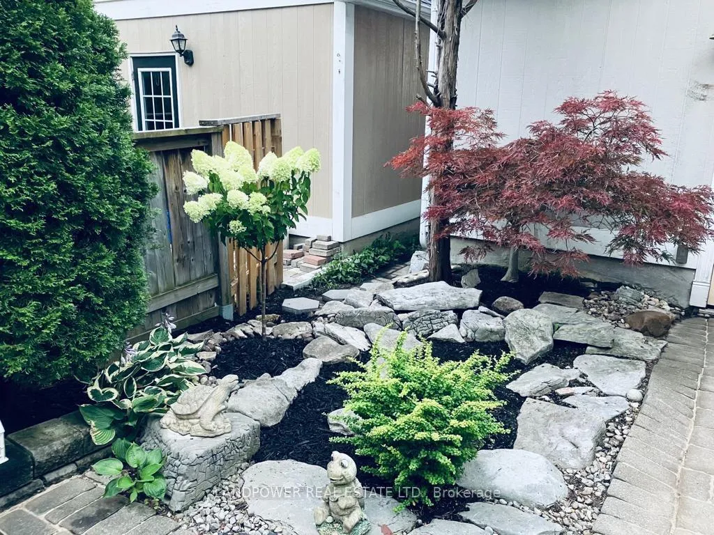 Photo 4 of 46 Angus Meadow Drive, Markham, Angus Glen — HOMEH