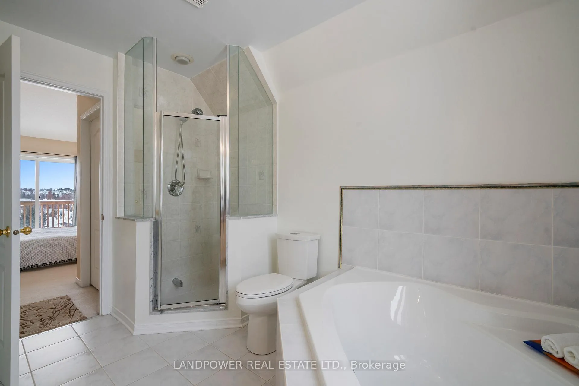 Photo 29 of 46 Angus Meadow Drive, Markham, Angus Glen — HOMEH