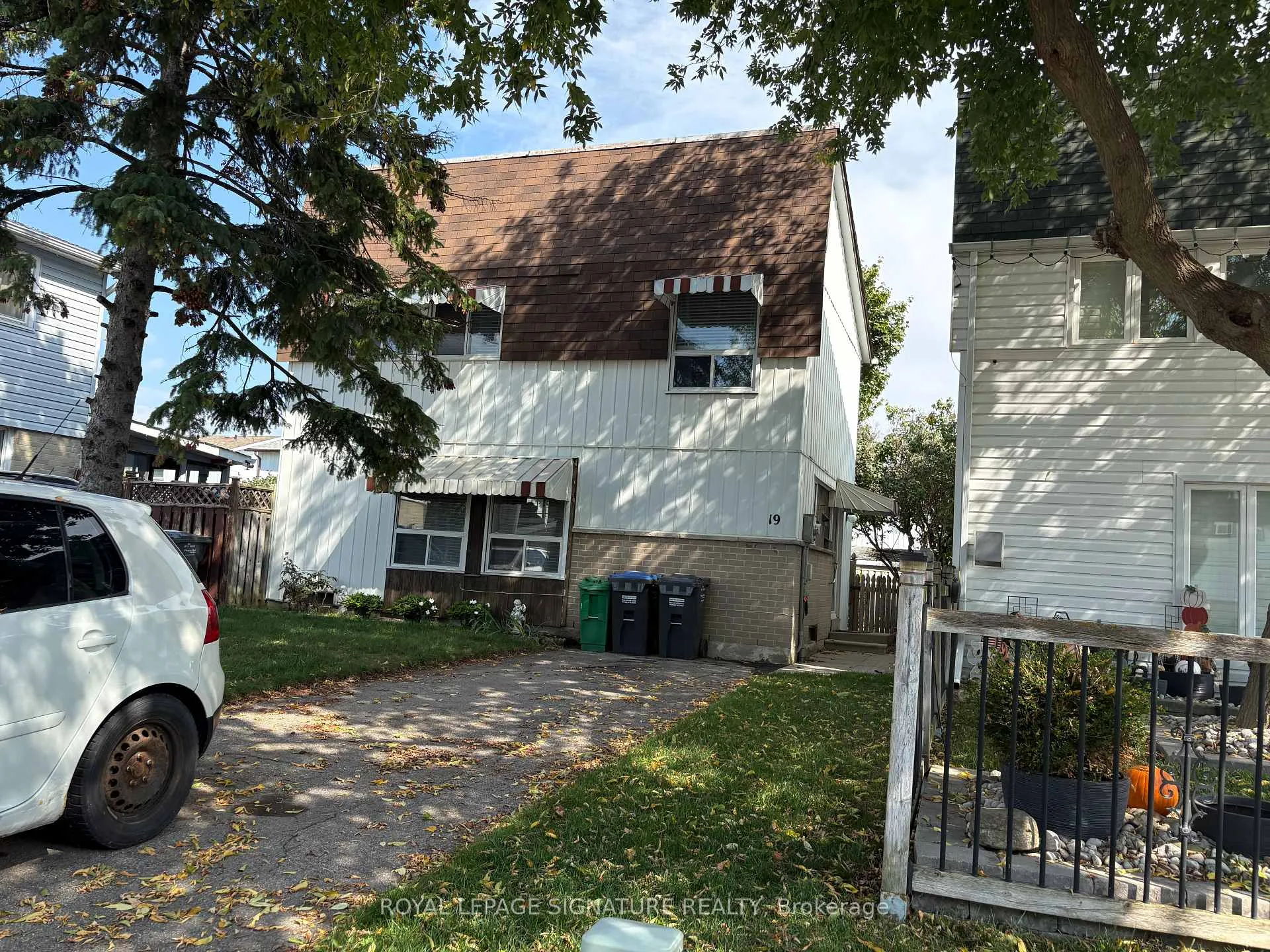 Photo 1 of 19 Grand River Court, Brampton, Northgate — HOMEH
