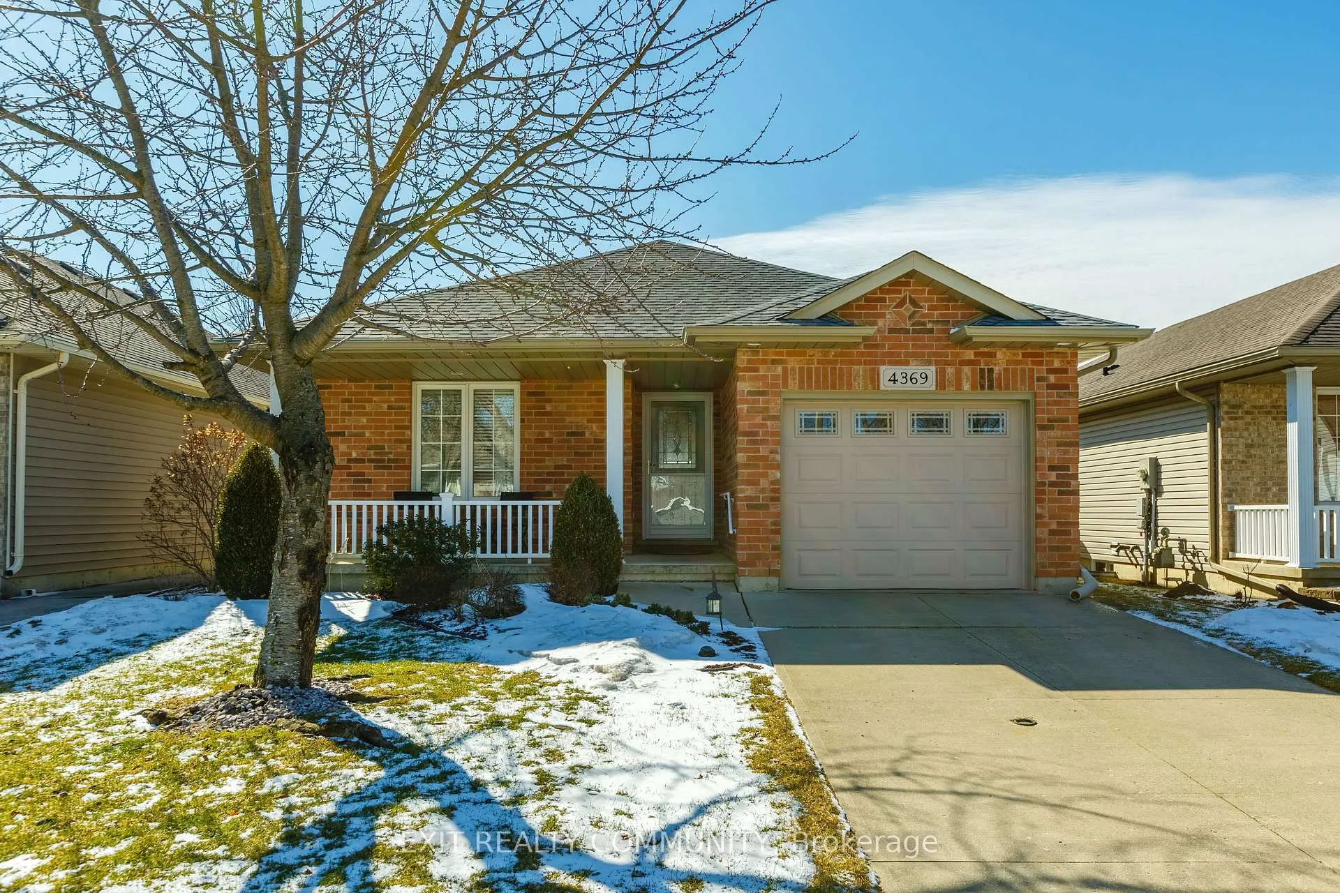 Photo 1 of 4369 Sixth Street, Enniskillen, Petrolia — HOMEH