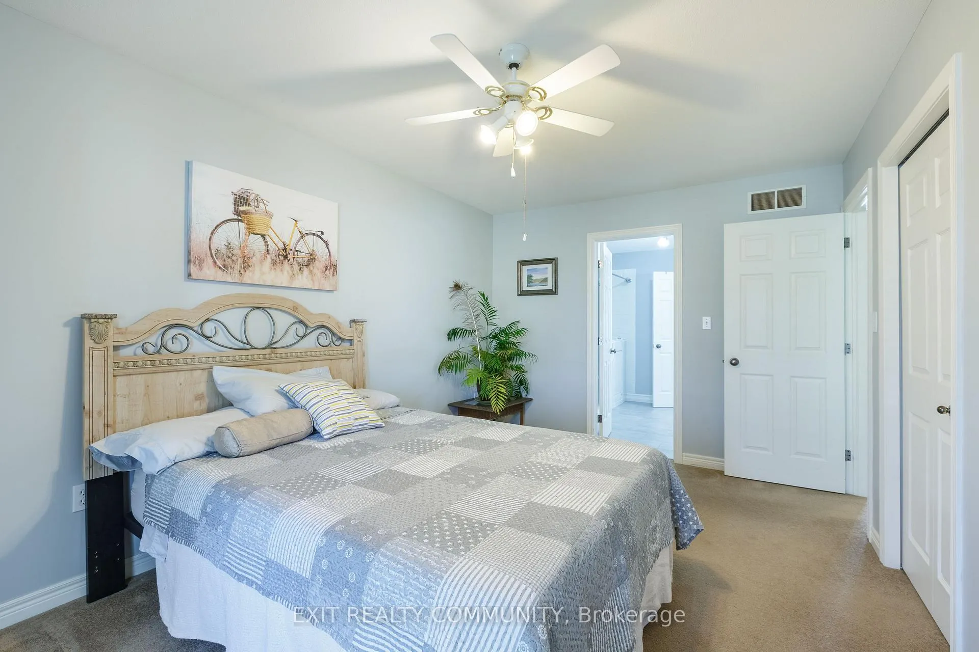Photo 10 of 4369 Sixth Street, Enniskillen, Petrolia — HOMEH