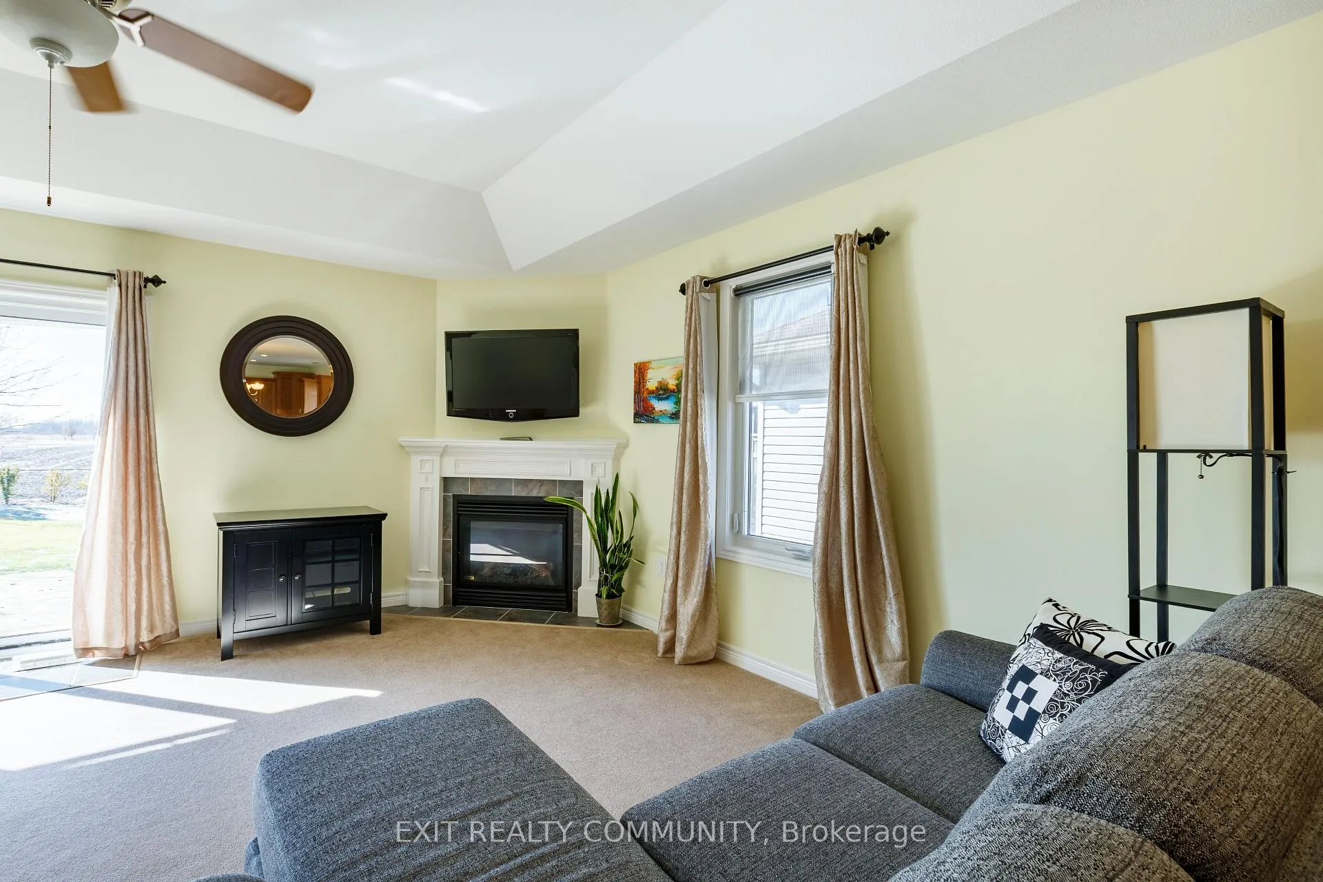 Photo 33 of 4369 Sixth Street, Enniskillen, Petrolia — HOMEH