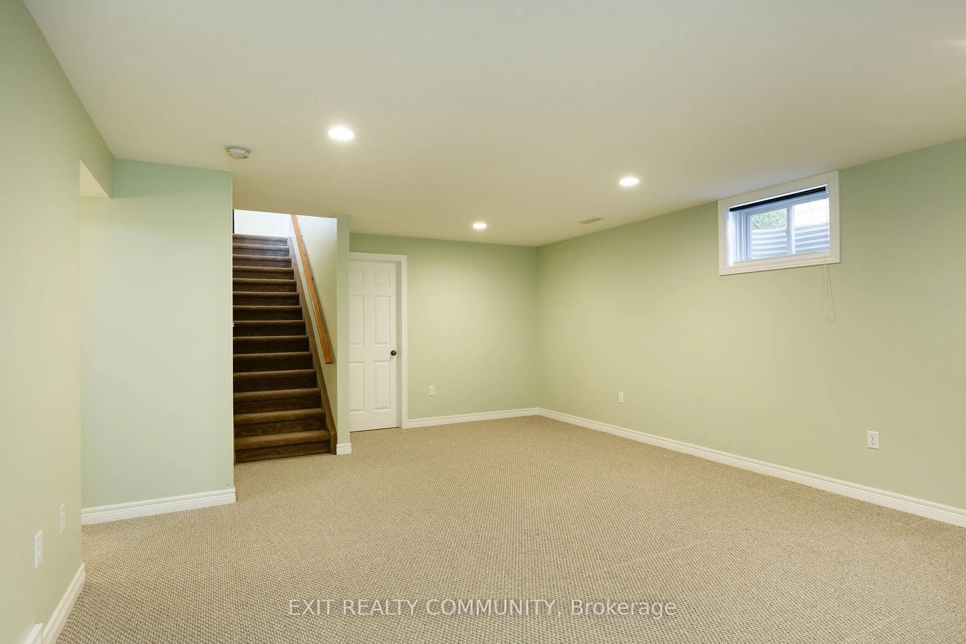 Photo 36 of 4369 Sixth Street, Enniskillen, Petrolia — HOMEH