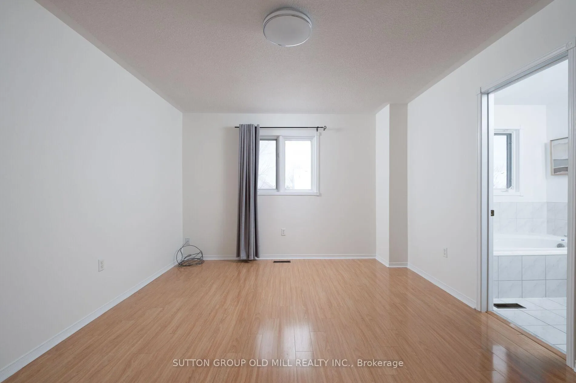 Photo 13 of 66 Zachary Pl, Whitby, Brooklin — HOMEH