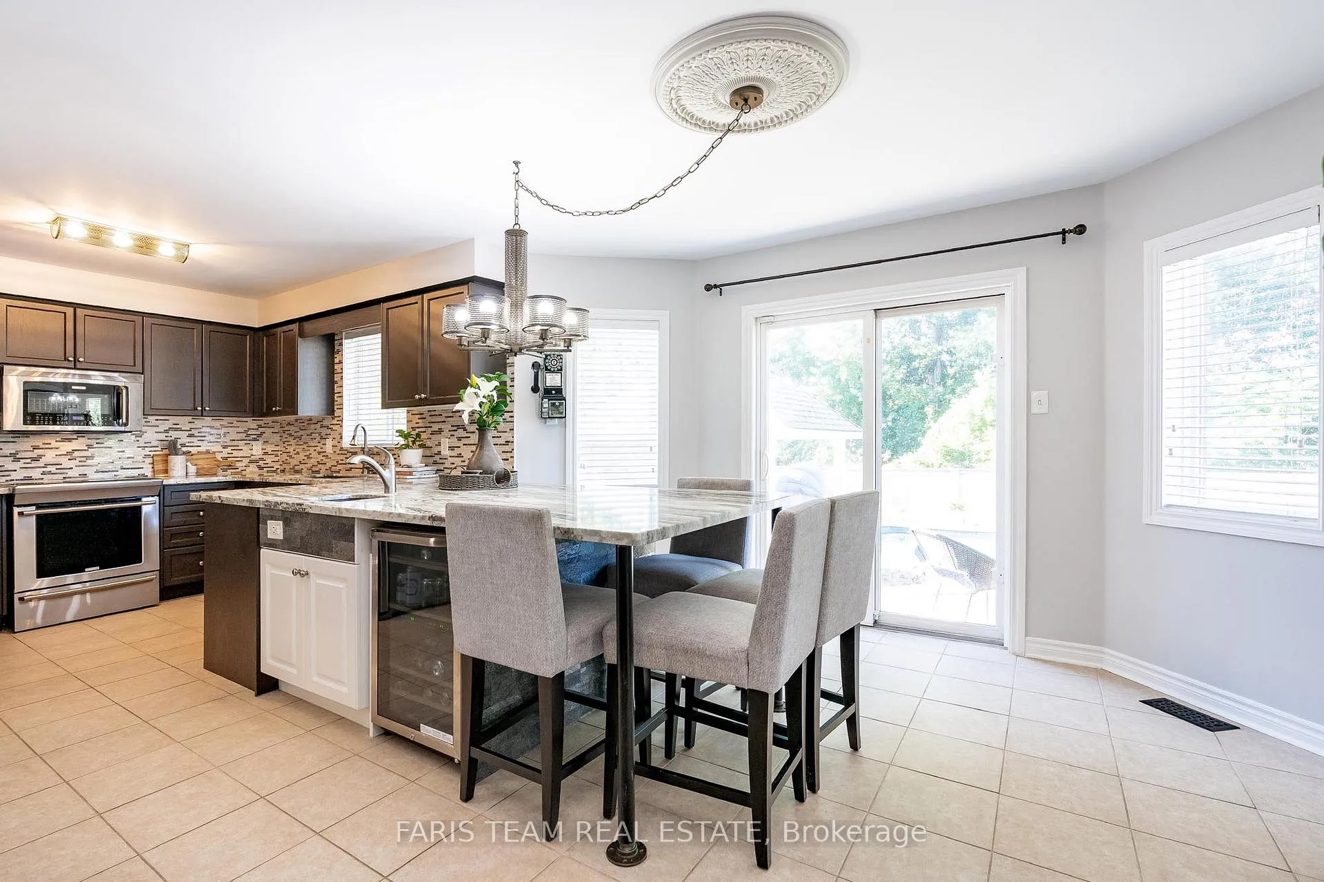 Photo 4 of 136 Griffin Street, Midland — HOMEH