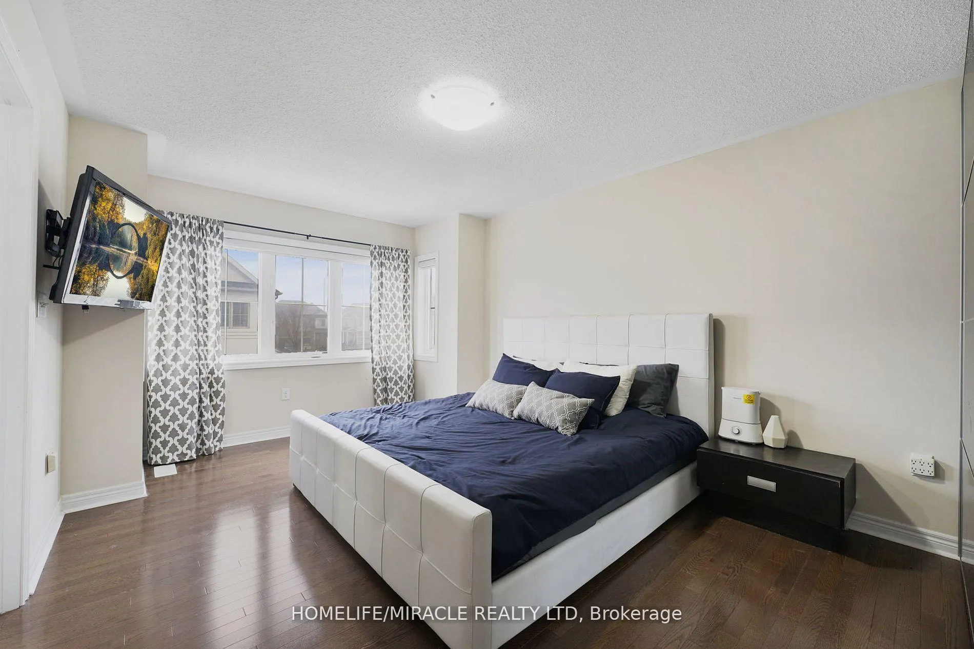 Photo 22 of 36 Bernadino Street, Brampton, Bram East — HOMEH