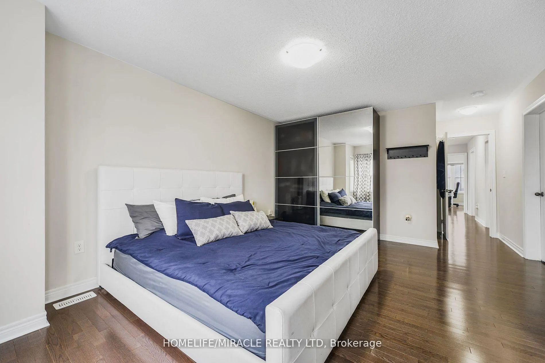 Photo 24 of 36 Bernadino Street, Brampton, Bram East — HOMEH