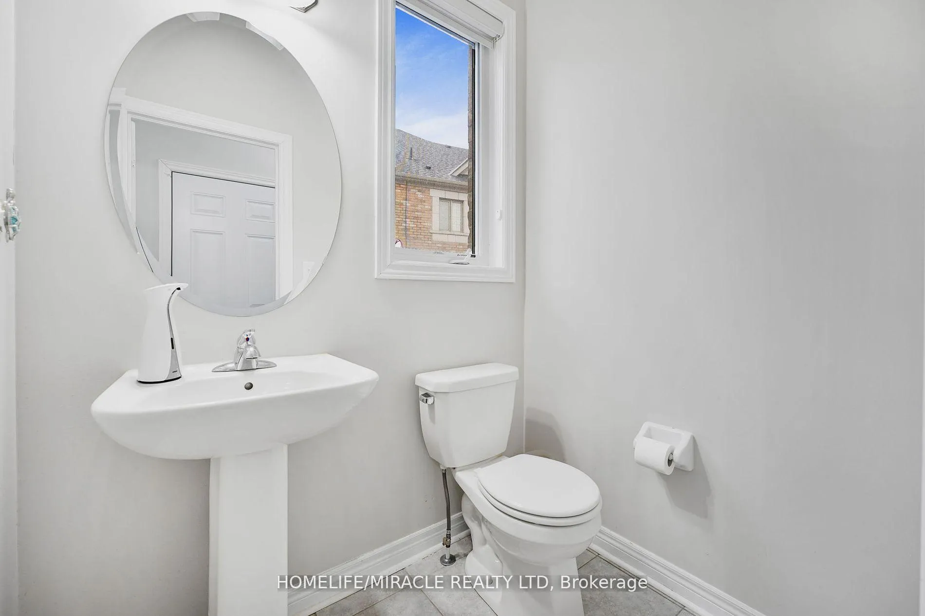Photo 31 of 36 Bernadino Street, Brampton, Bram East — HOMEH