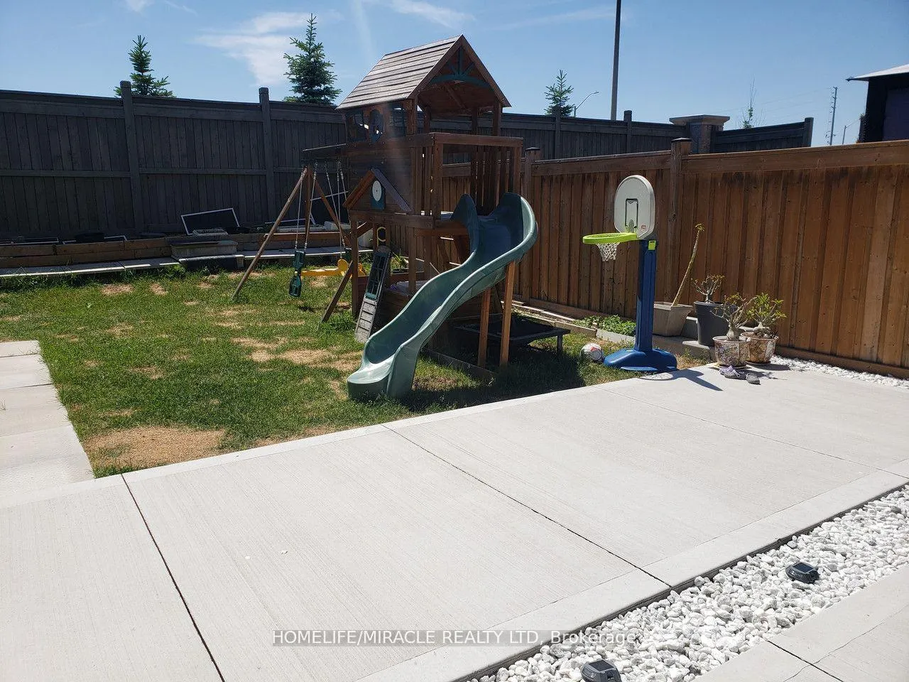 Photo 38 of 36 Bernadino Street, Brampton, Bram East — HOMEH