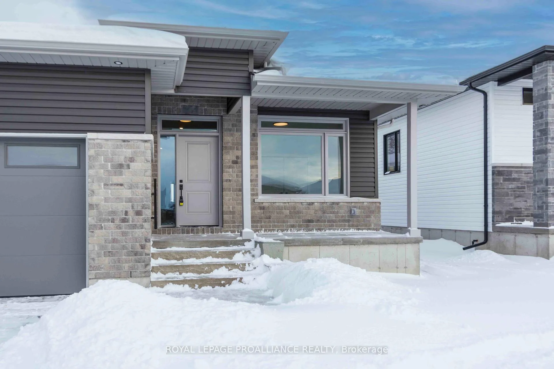 Photo 2 of 29 Schmidt Way, Quinte West, Murray Ward — HOMEH