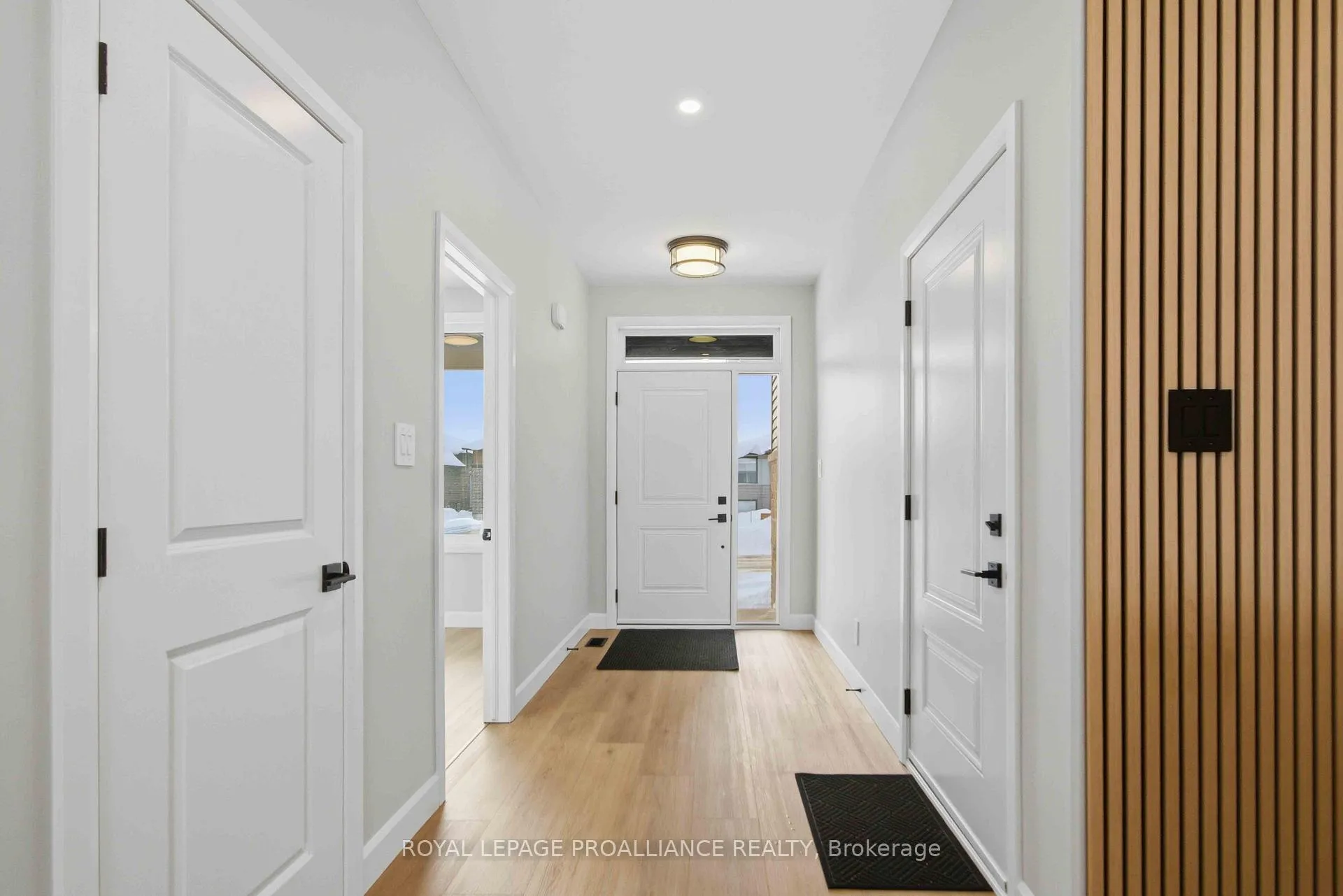 Photo 4 of 29 Schmidt Way, Quinte West, Murray Ward — HOMEH
