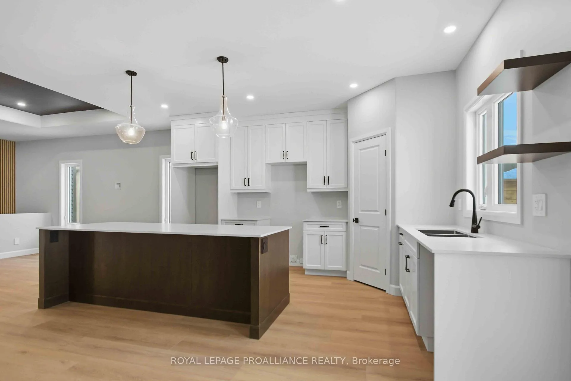 Photo 7 of 29 Schmidt Way, Quinte West, Murray Ward — HOMEH