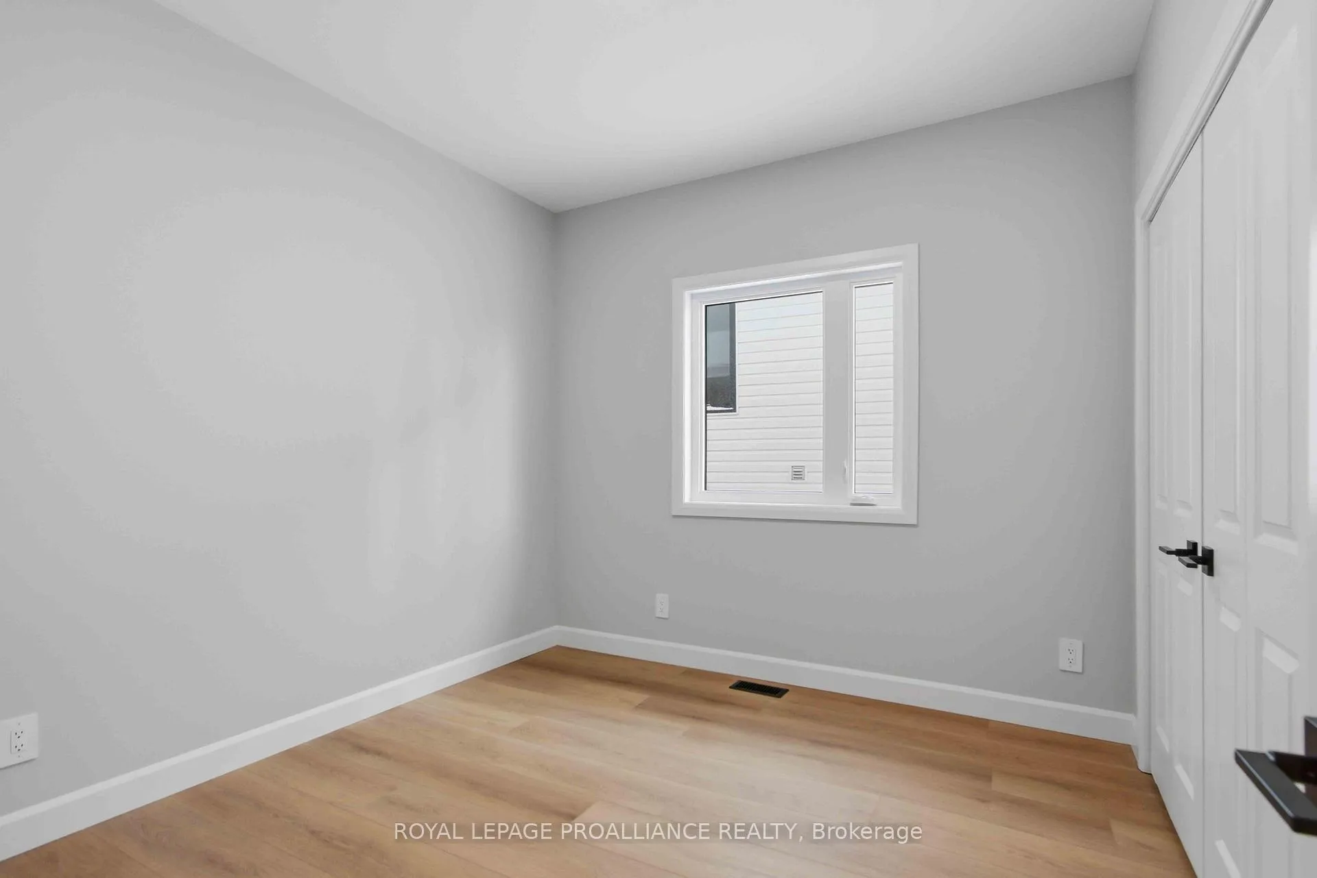 Photo 19 of 29 Schmidt Way, Quinte West, Murray Ward — HOMEH