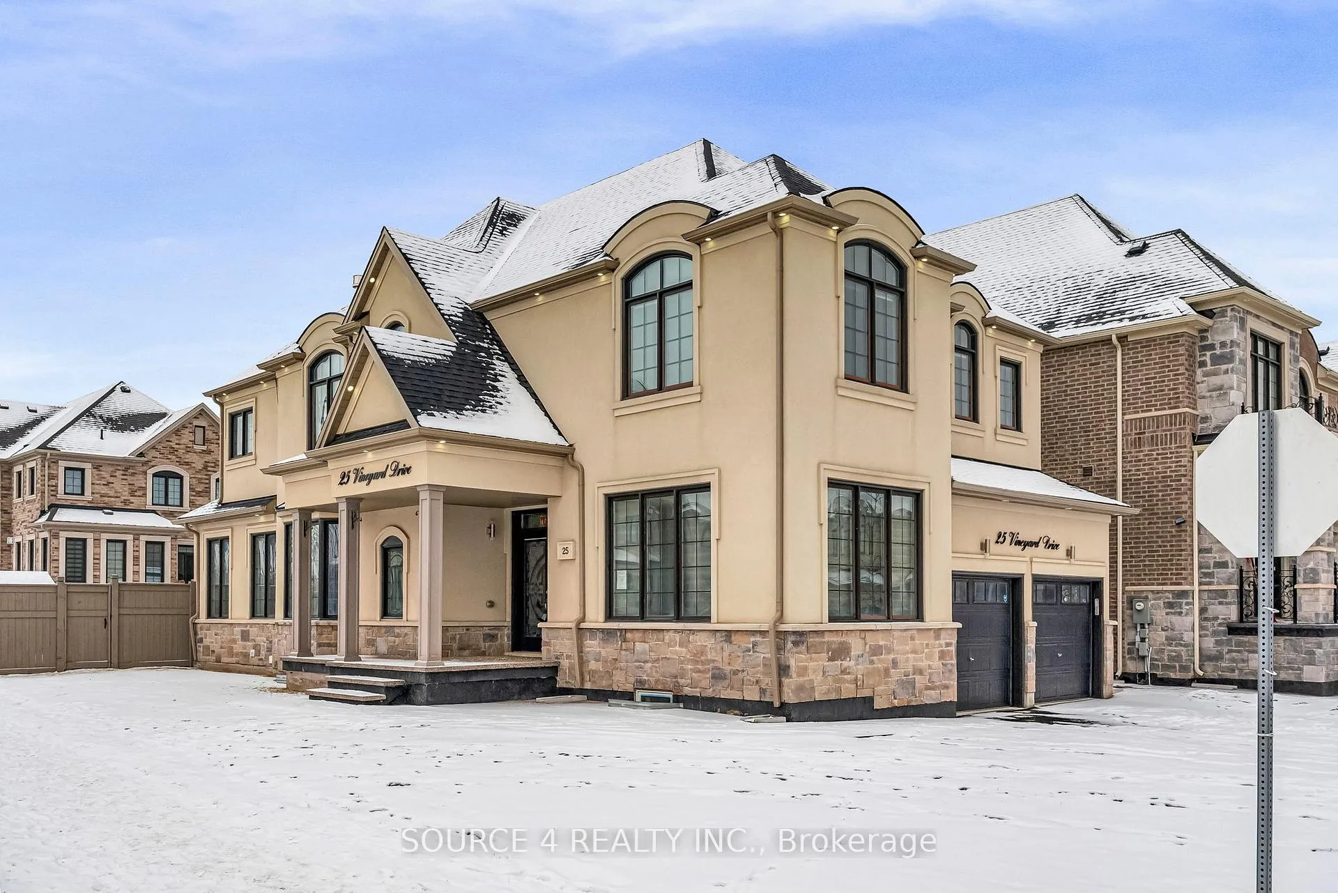 Photo 2 of 25 Vineyard Drive, Brampton, Bram West — HOMEH