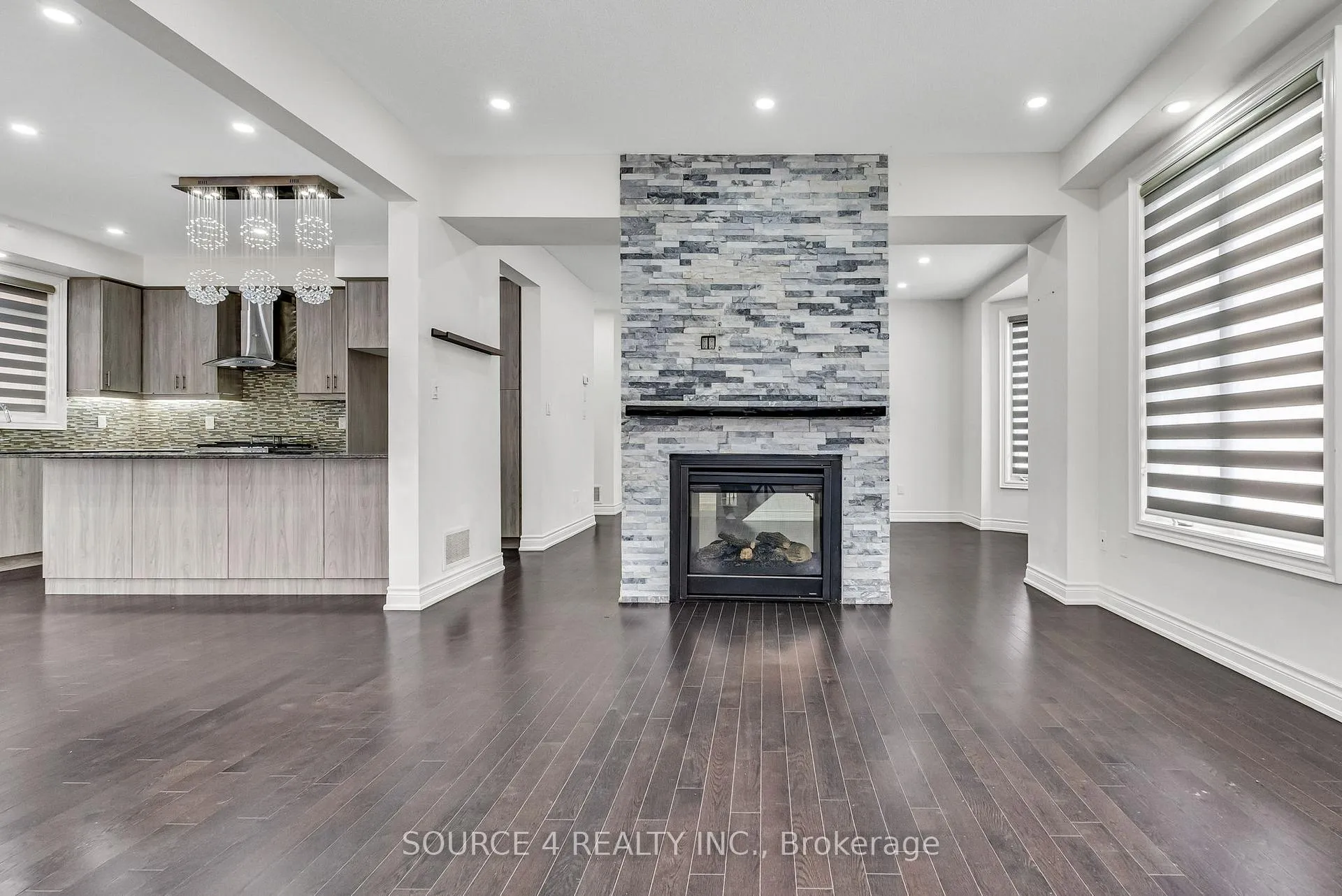 Photo 8 of 25 Vineyard Drive, Brampton, Bram West — HOMEH
