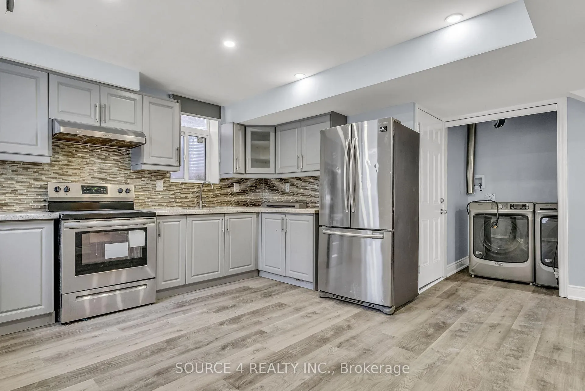 Photo 37 of 25 Vineyard Drive, Brampton, Bram West — HOMEH