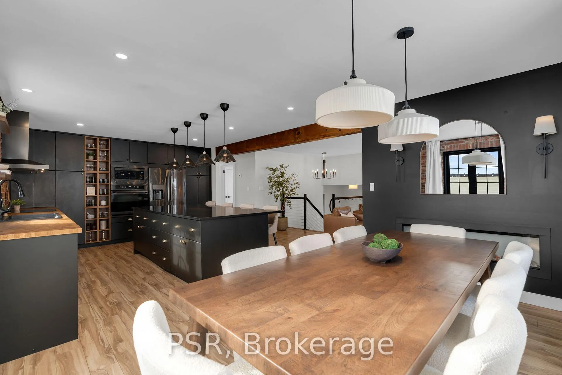 Photo 12 of 4 Centennial Avenue, Springwater, Elmvale — HOMEH