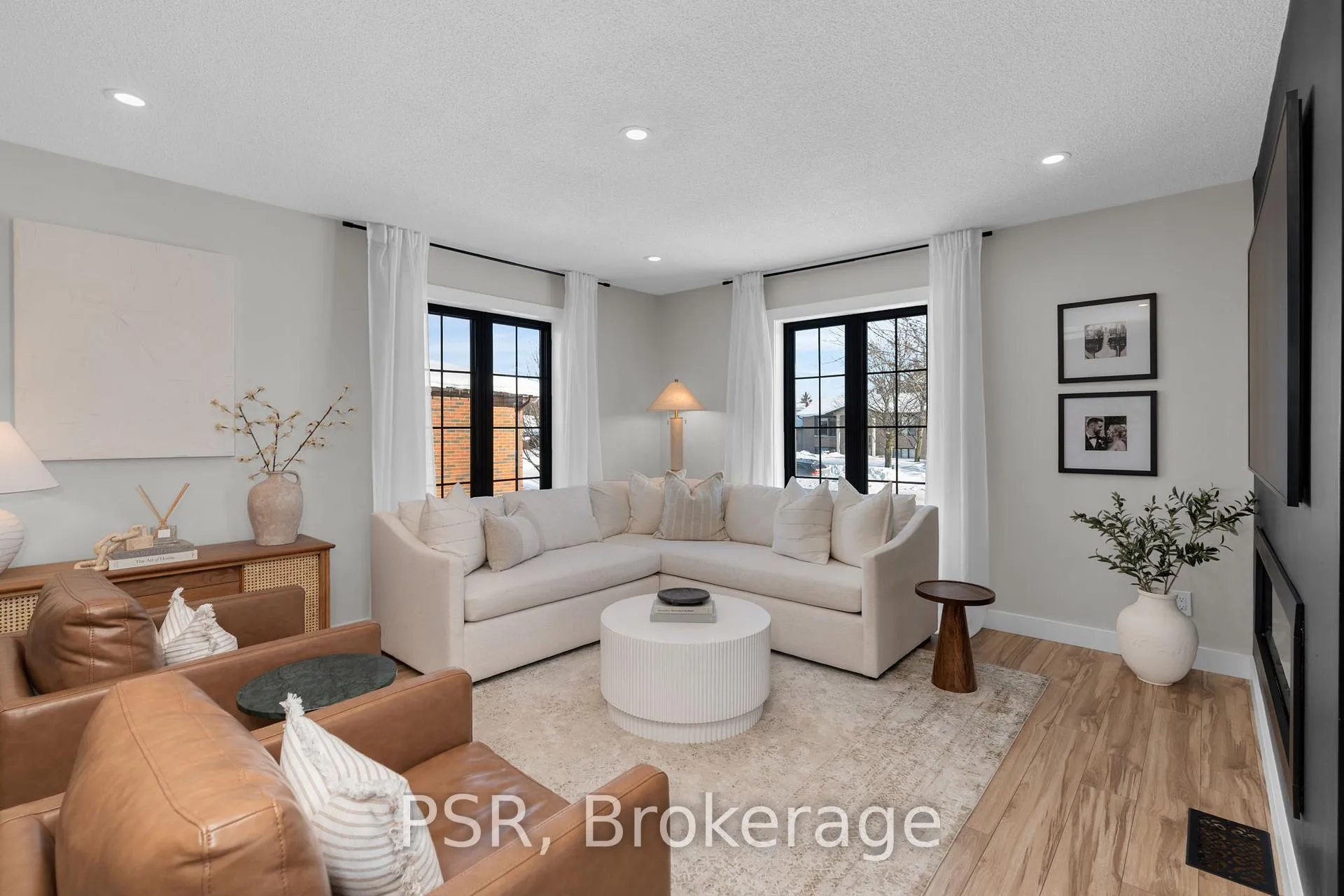 Photo 14 of 4 Centennial Avenue, Springwater, Elmvale — HOMEH