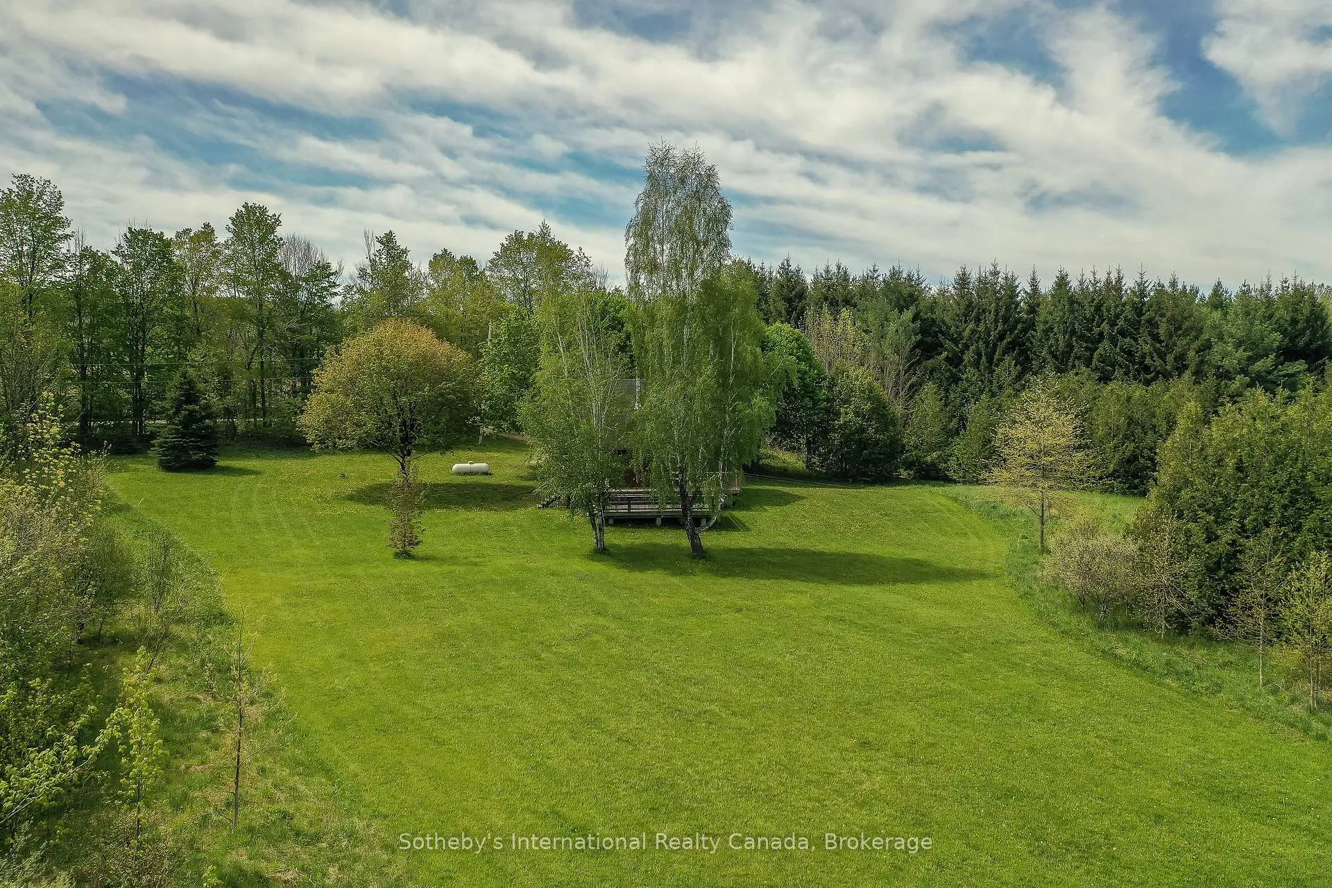 Photo 25 of 608173 12th Side Road, Blue Mountains — HOMEH