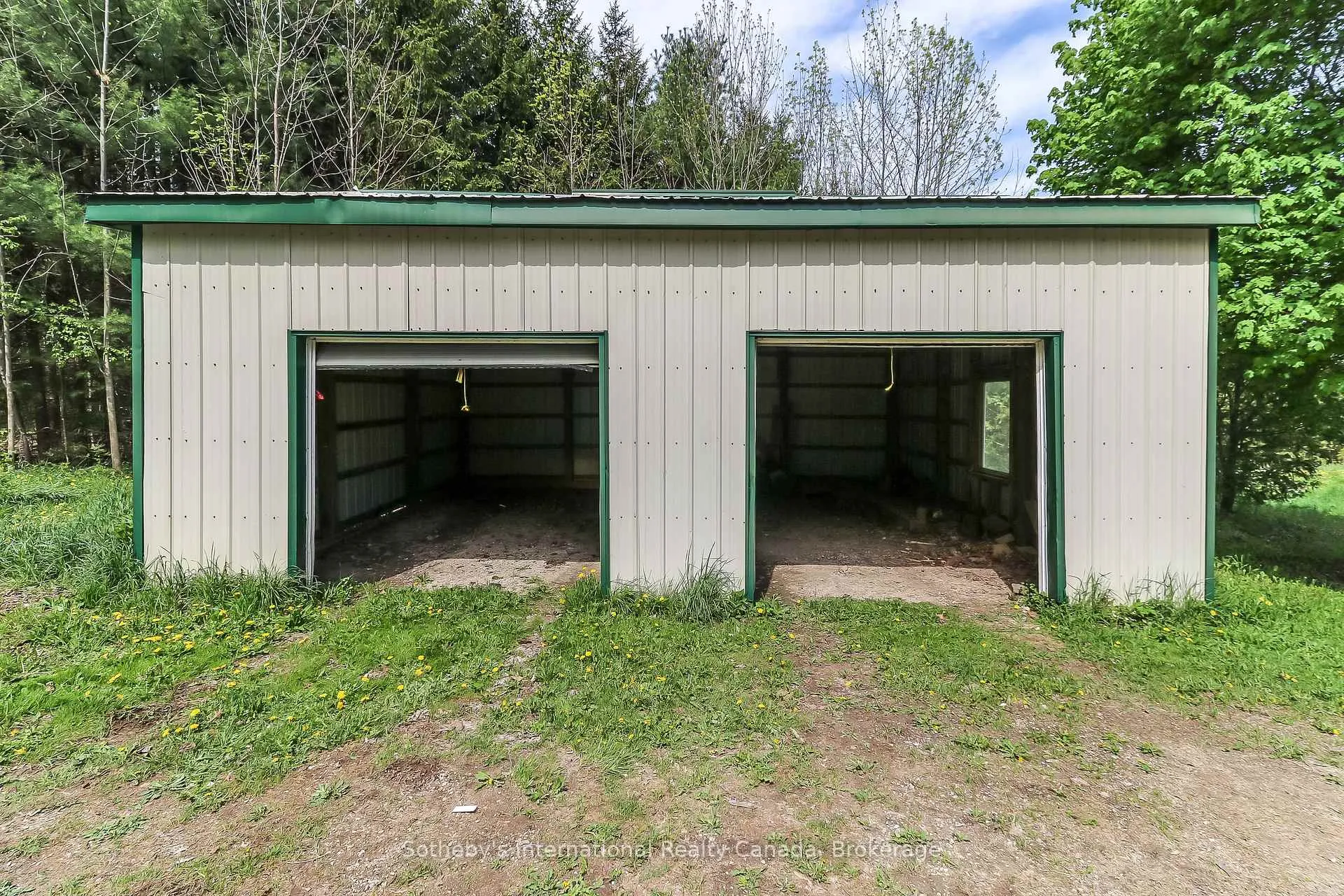 Photo 33 of 608173 12th Side Road, Blue Mountains — HOMEH