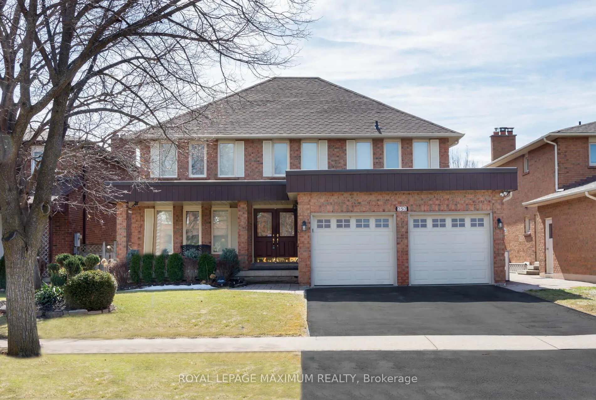 Photo 1 of 252 Triton Avenue, Vaughan, West Woodbridge — HOMEH