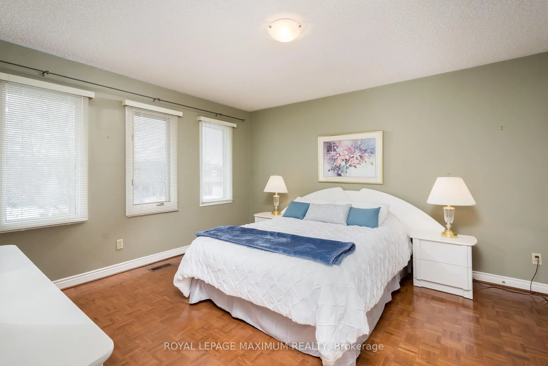 Photo 14 of 252 Triton Avenue, Vaughan, West Woodbridge — HOMEH