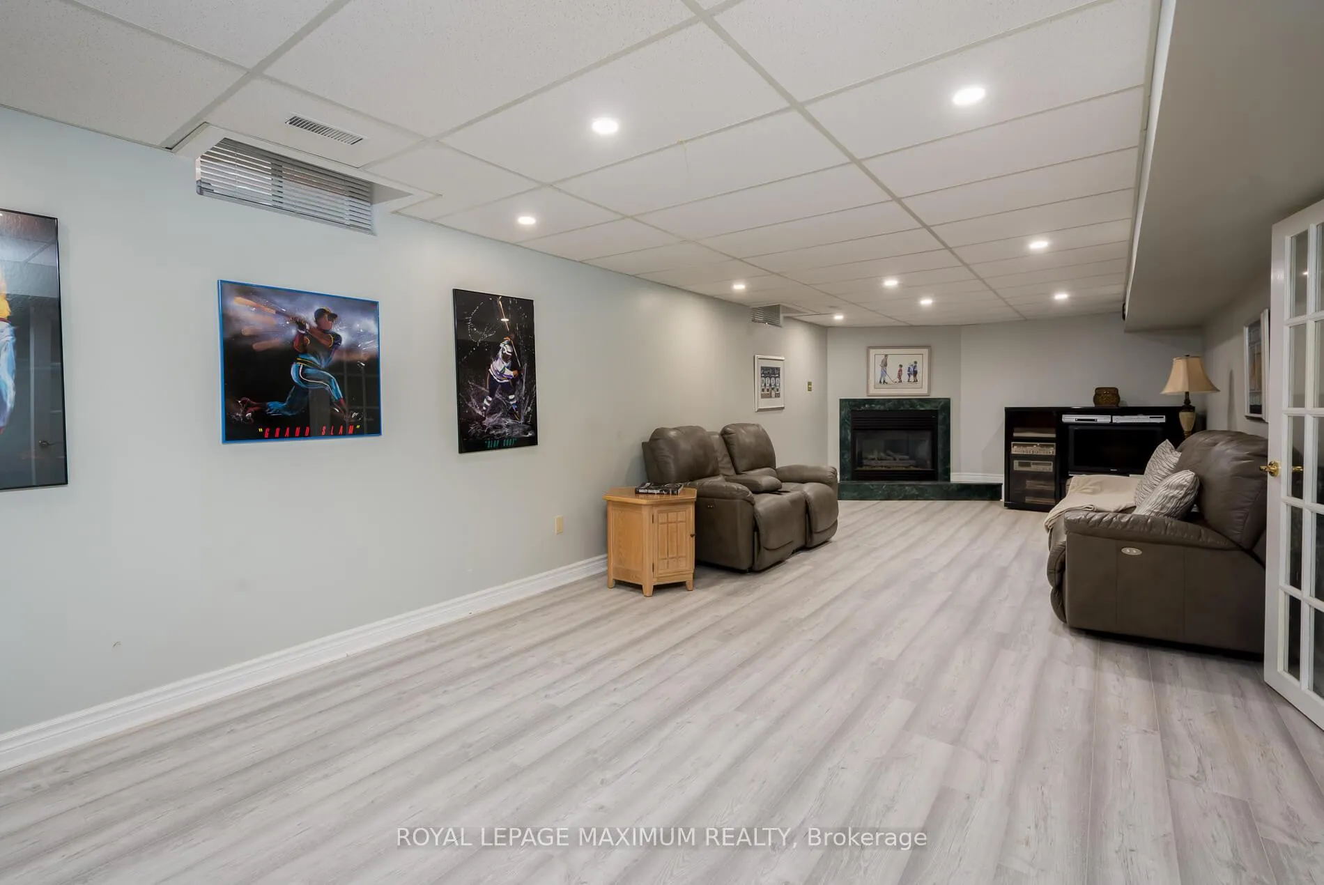 Photo 18 of 252 Triton Avenue, Vaughan, West Woodbridge — HOMEH