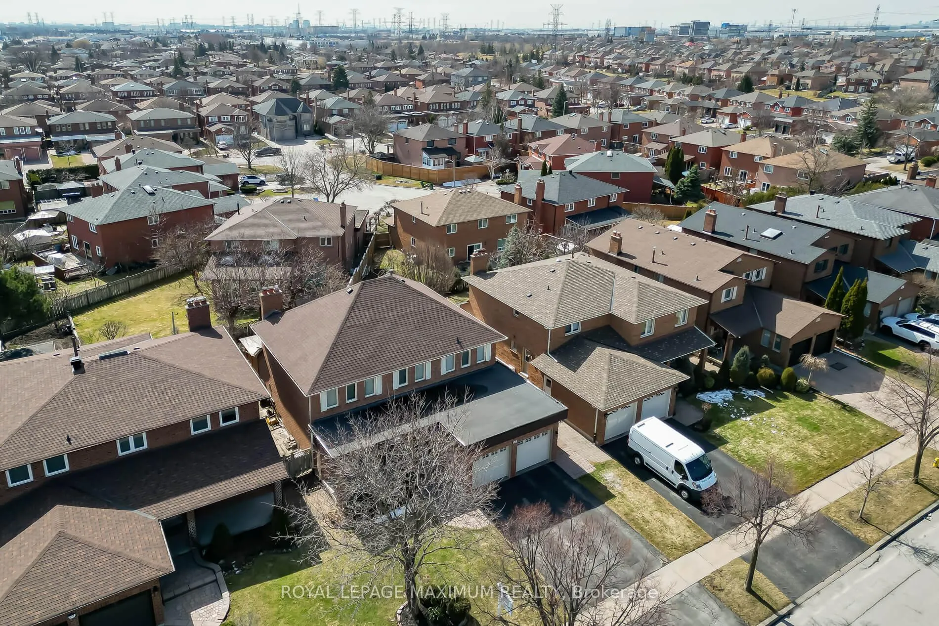 Photo 27 of 252 Triton Avenue, Vaughan, West Woodbridge — HOMEH
