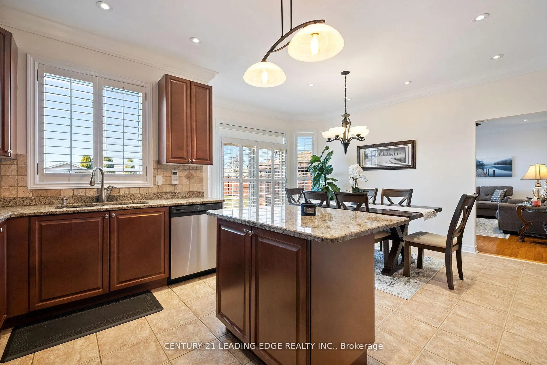 Photo 11 of 24 Lightheart Drive N, Caledon, Rural Caledon — HOMEH