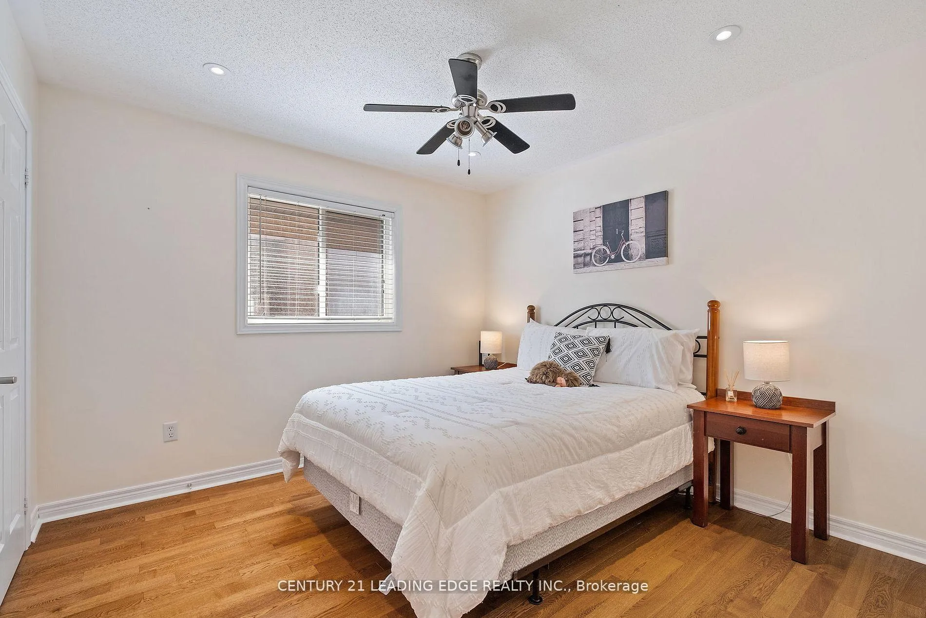 Photo 18 of 24 Lightheart Drive N, Caledon, Rural Caledon — HOMEH