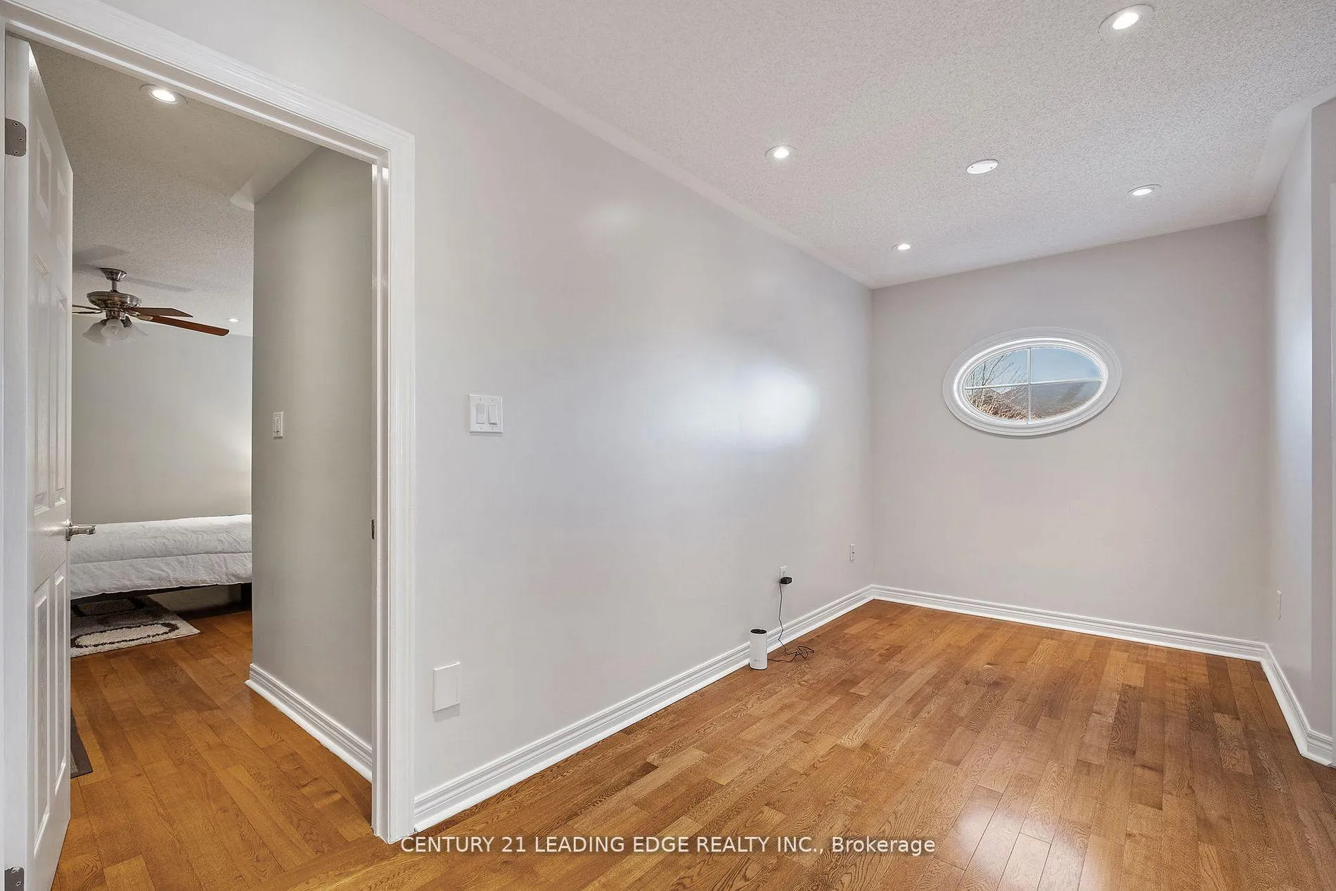 Photo 19 of 24 Lightheart Drive N, Caledon, Rural Caledon — HOMEH