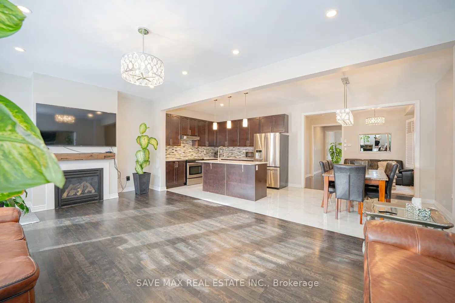 Photo 9 of 15 Manzanita Crescent, Brampton, Northwest Brampton — HOMEH