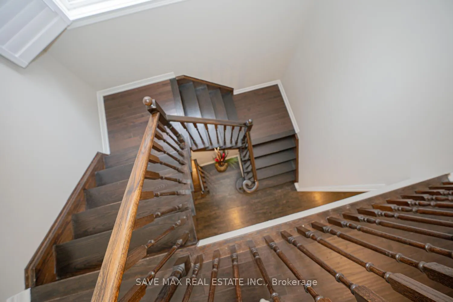 Photo 17 of 15 Manzanita Crescent, Brampton, Northwest Brampton — HOMEH