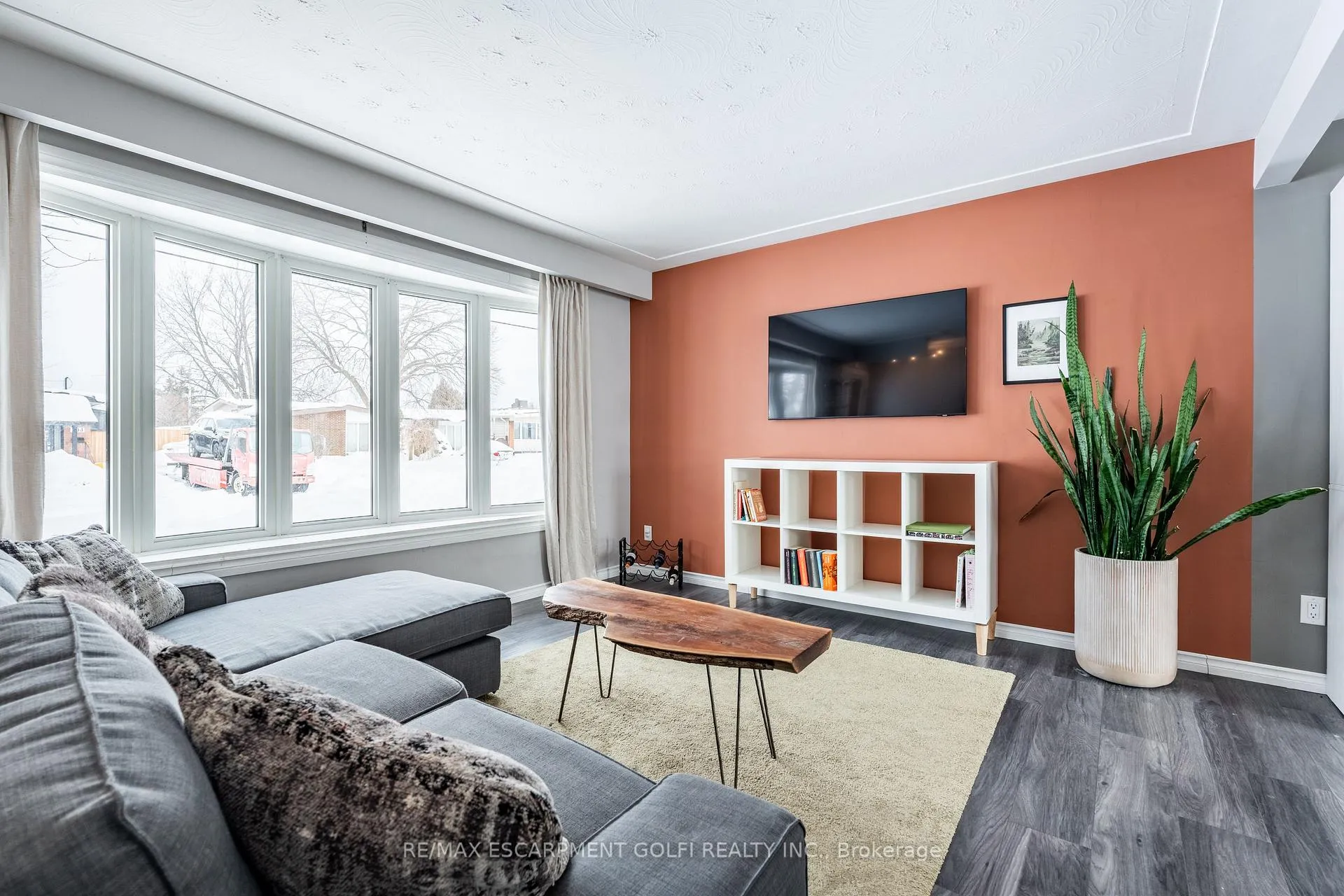 Photo 7 of 157 Fielding Crescent, Hamilton, Lawfield — HOMEH