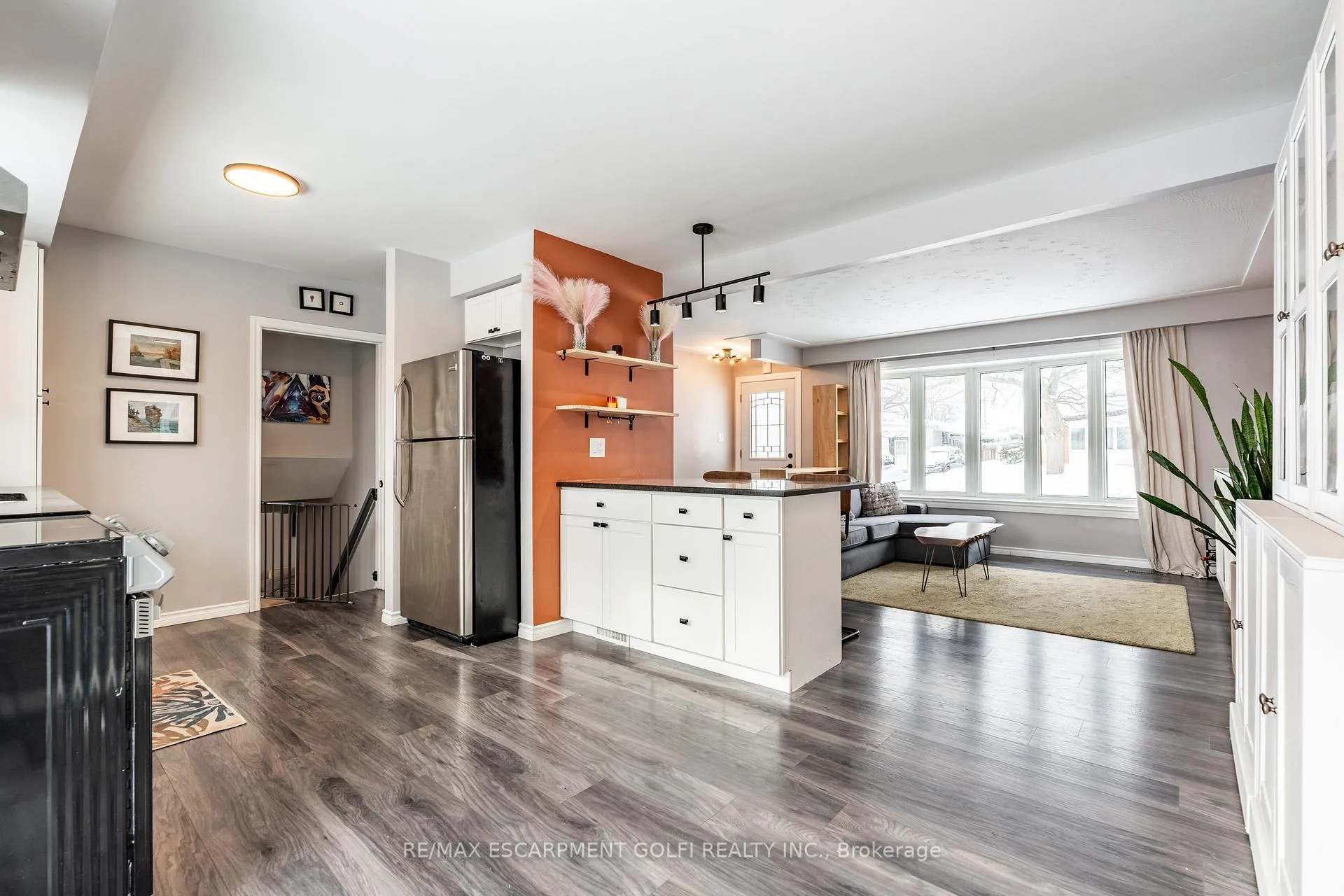 Photo 11 of 157 Fielding Crescent, Hamilton, Lawfield — HOMEH