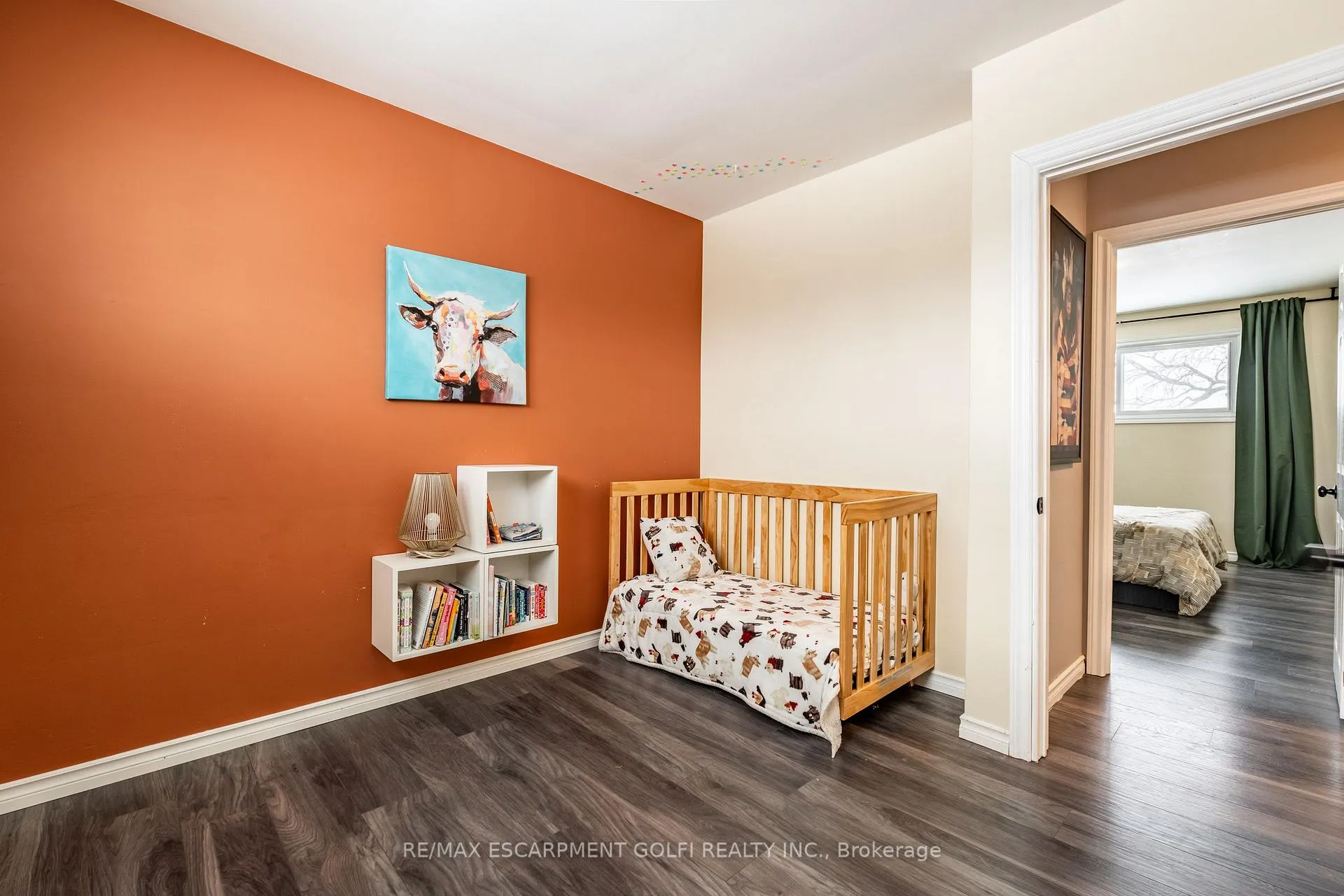 Photo 18 of 157 Fielding Crescent, Hamilton, Lawfield — HOMEH