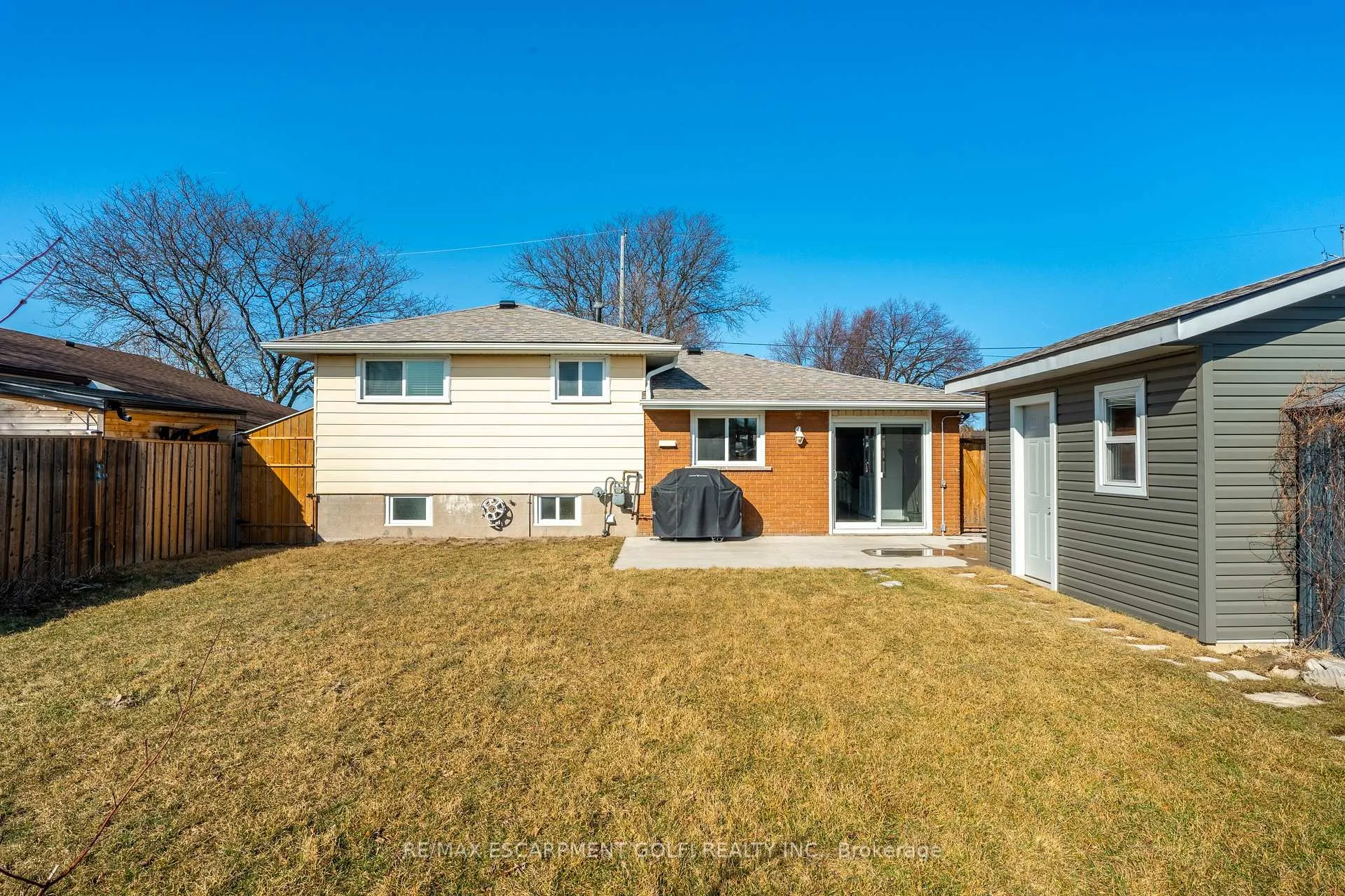 Photo 34 of 157 Fielding Crescent, Hamilton, Lawfield — HOMEH