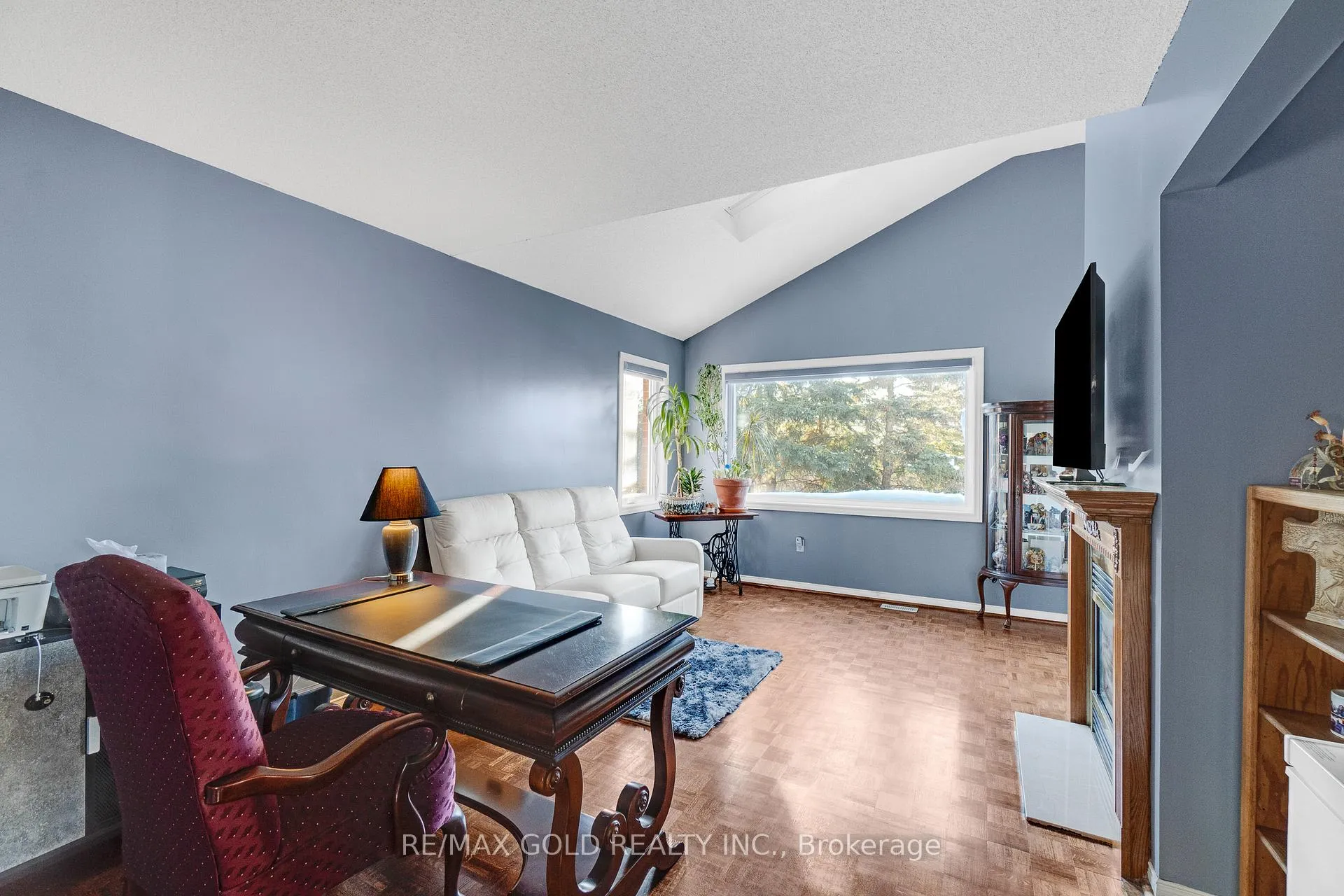 Photo 8 of 5 Furrows End, Brampton, Heart Lake West — HOMEH