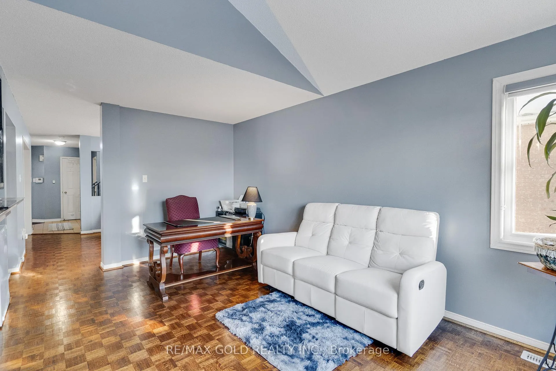 Photo 9 of 5 Furrows End, Brampton, Heart Lake West — HOMEH