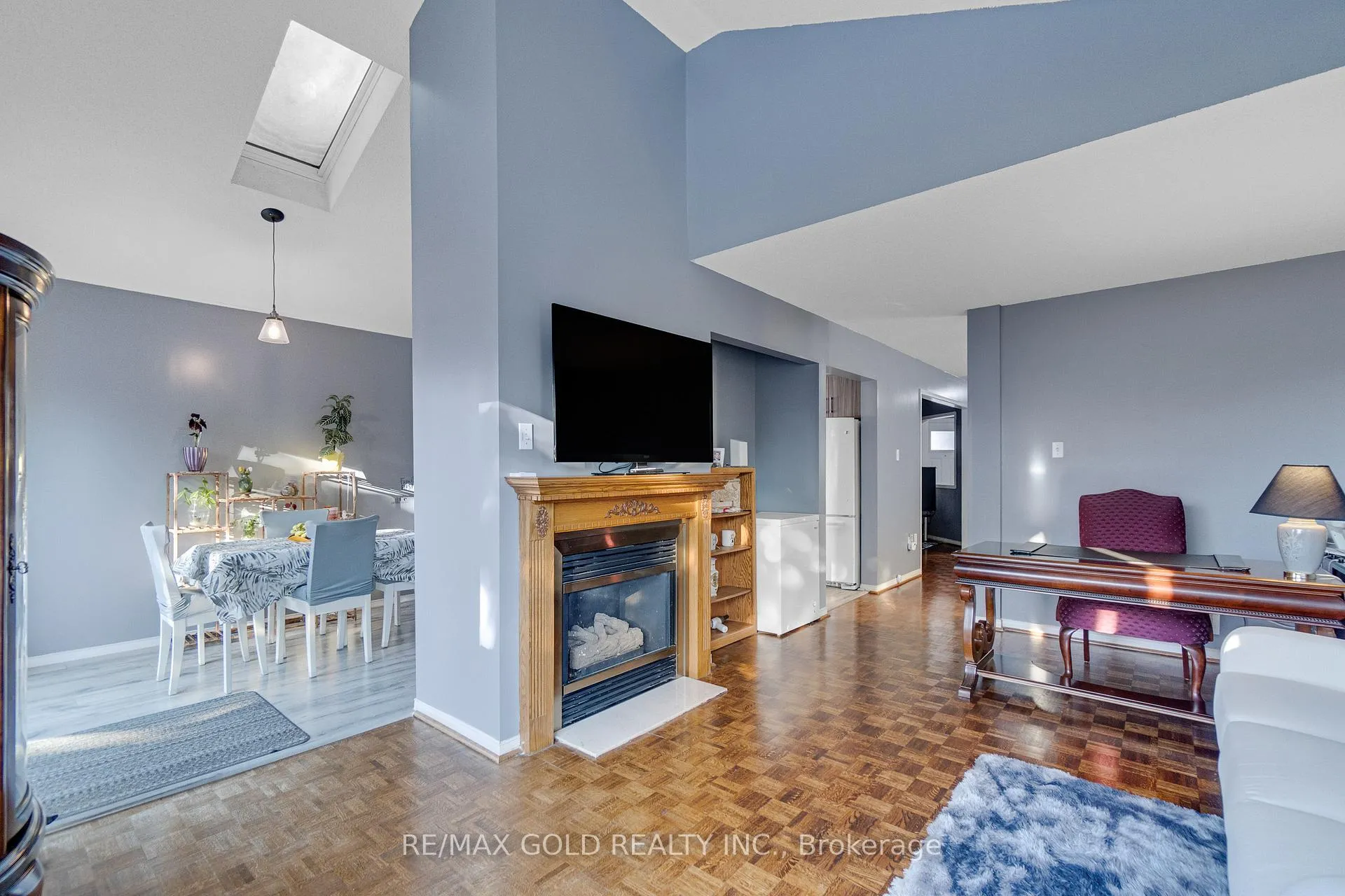 Photo 10 of 5 Furrows End, Brampton, Heart Lake West — HOMEH