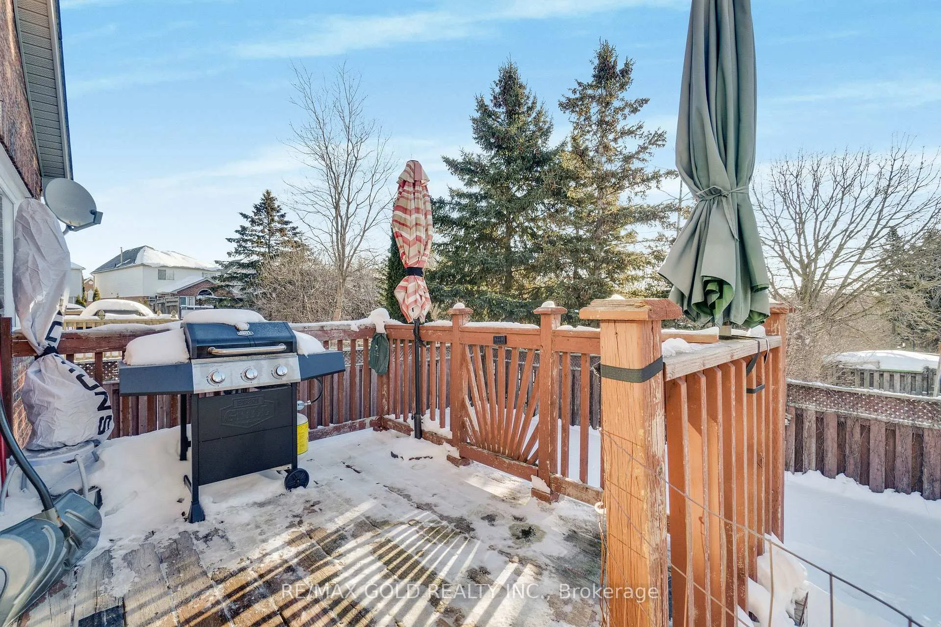 Photo 43 of 5 Furrows End, Brampton, Heart Lake West — HOMEH